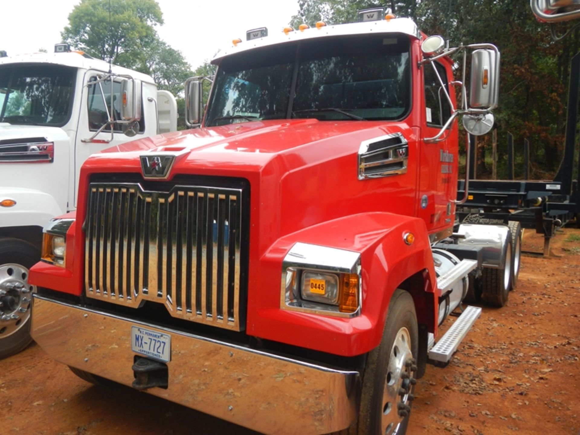 2017 Western Star W4700 day cab DT 13, 10 spd, 271K, 11R/24.5 vin# 5KJJAVDV4HPHW3815