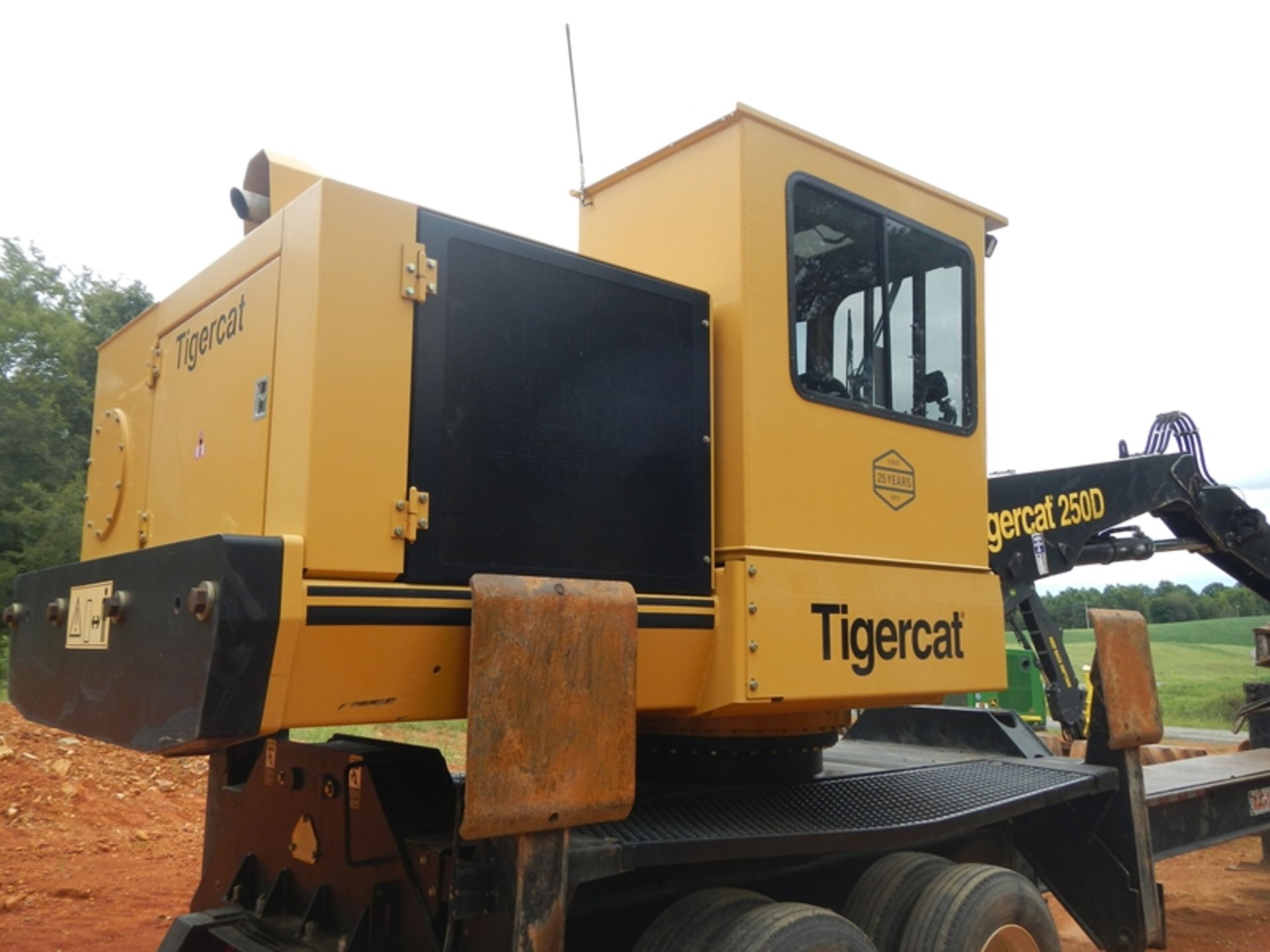 2018 Tiger Cat  250D loader vin# 2503083 5358 hrs w/CSI 264 Ultra delimber, & buck saw platform - Image 14 of 22