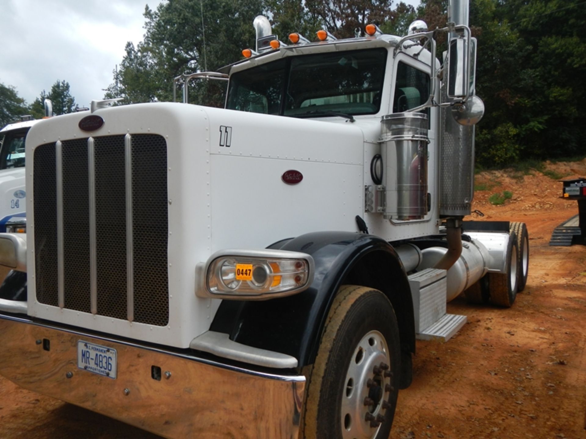 2008 Peterbilt day cab ISX 485 Cummings 640,387 miles, vin# 1XPWD49X4SD77001?