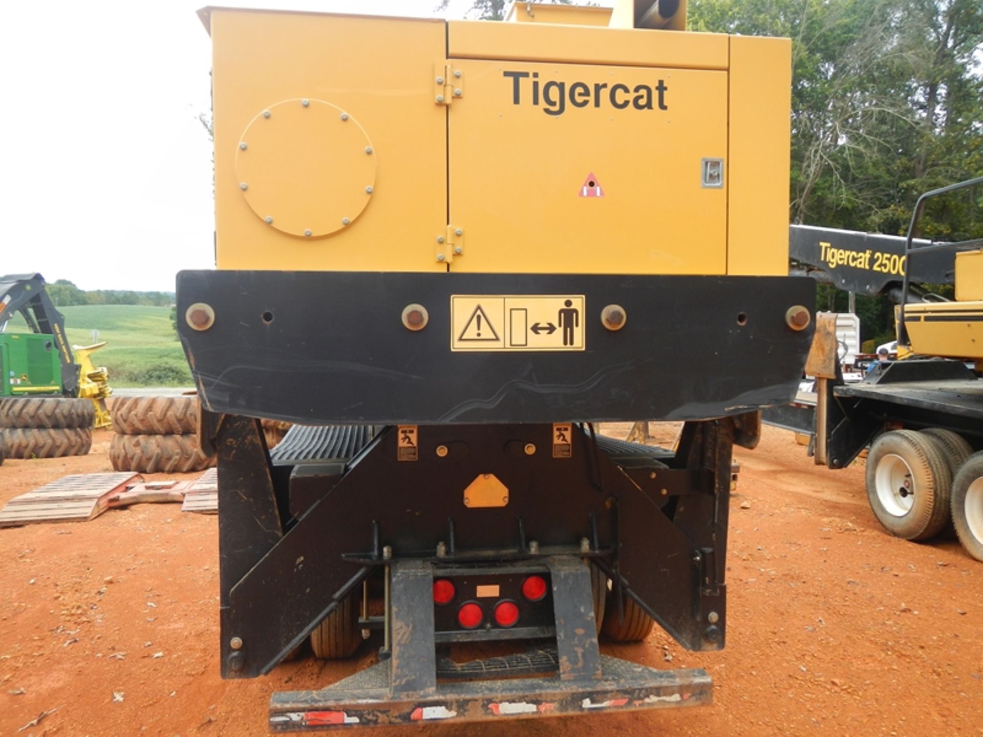 2018 Tiger Cat  250D loader vin# 2503083 5358 hrs w/CSI 264 Ultra delimber, & buck saw platform - Image 13 of 22