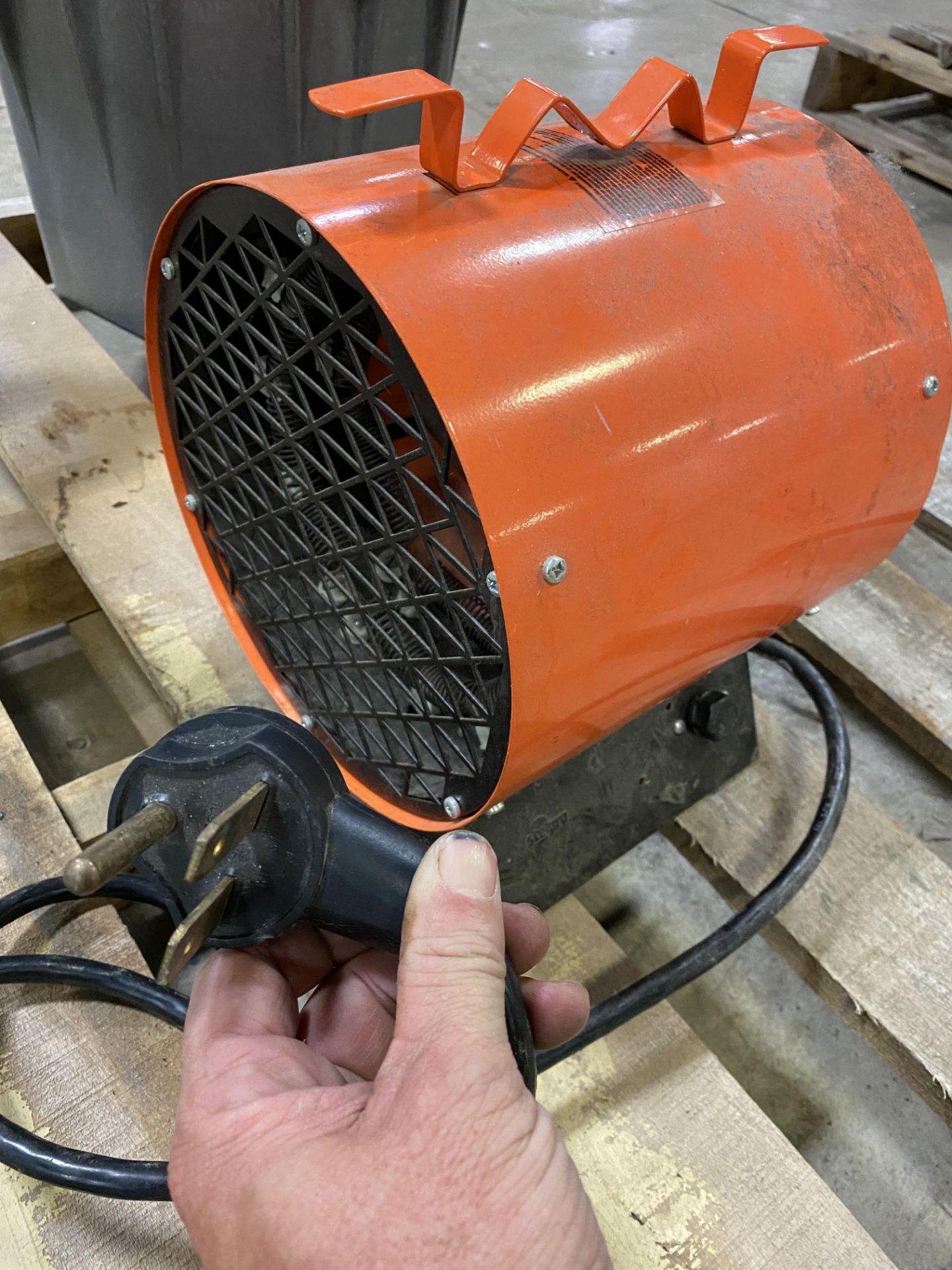 ELECTRIC HEATER