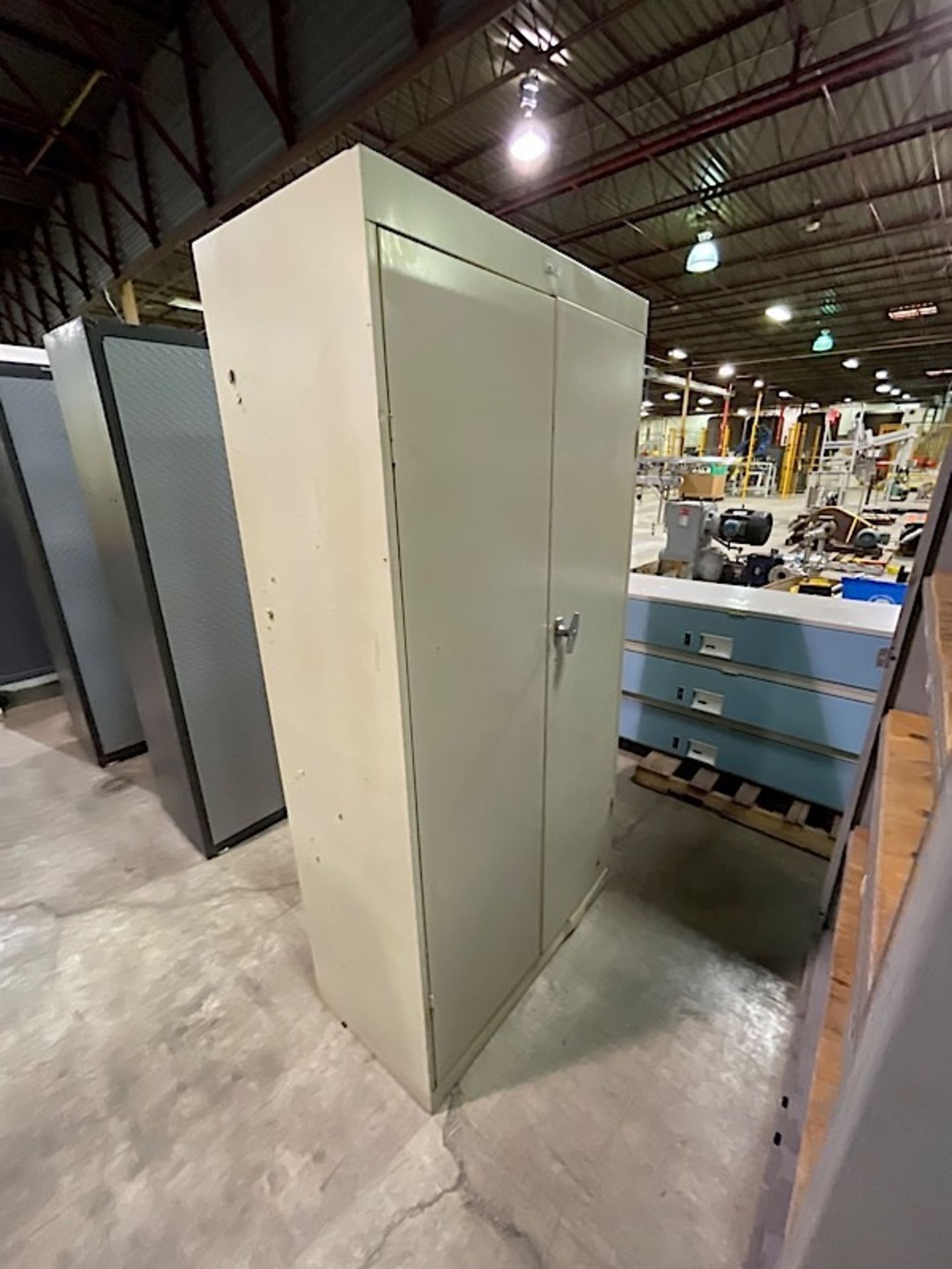 STEEL CABINET