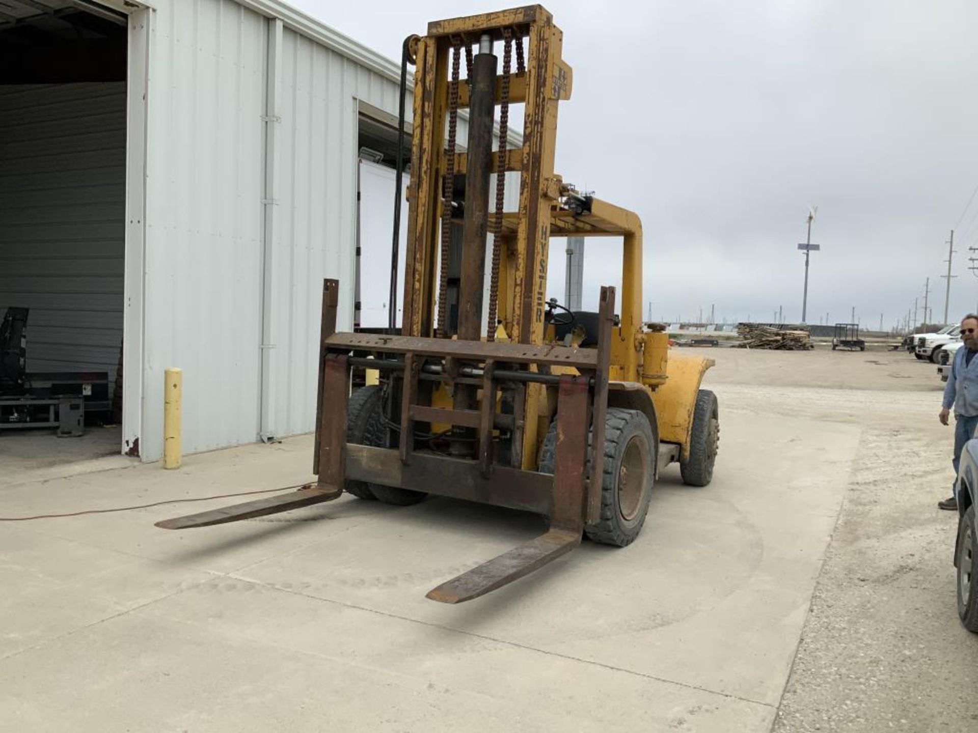 Forklift - Image 7 of 10