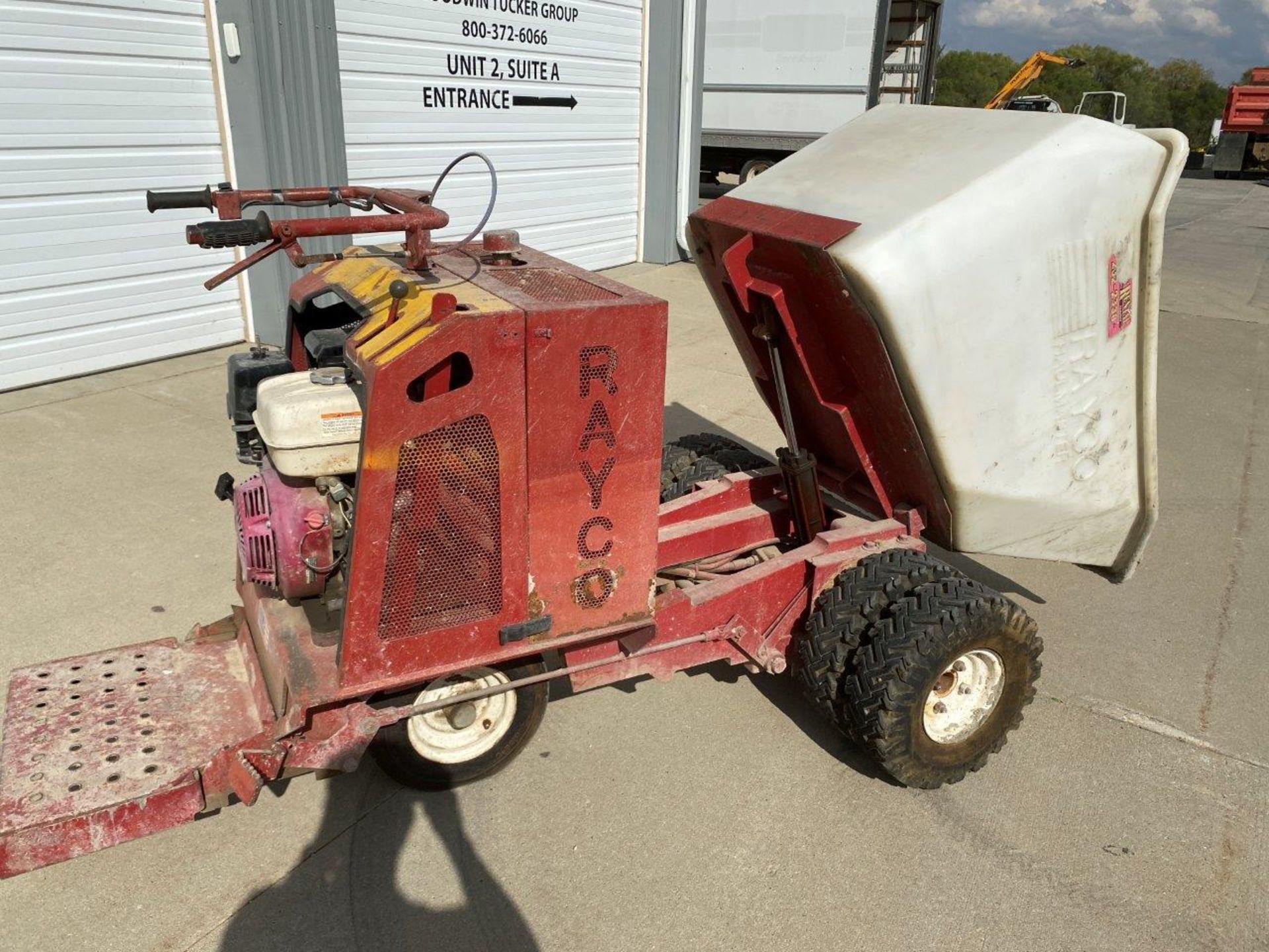 Rayco Haulmaster Power buggy, model and serial is unavailable, Honda 13 hp gas powered engine, - Image 16 of 16