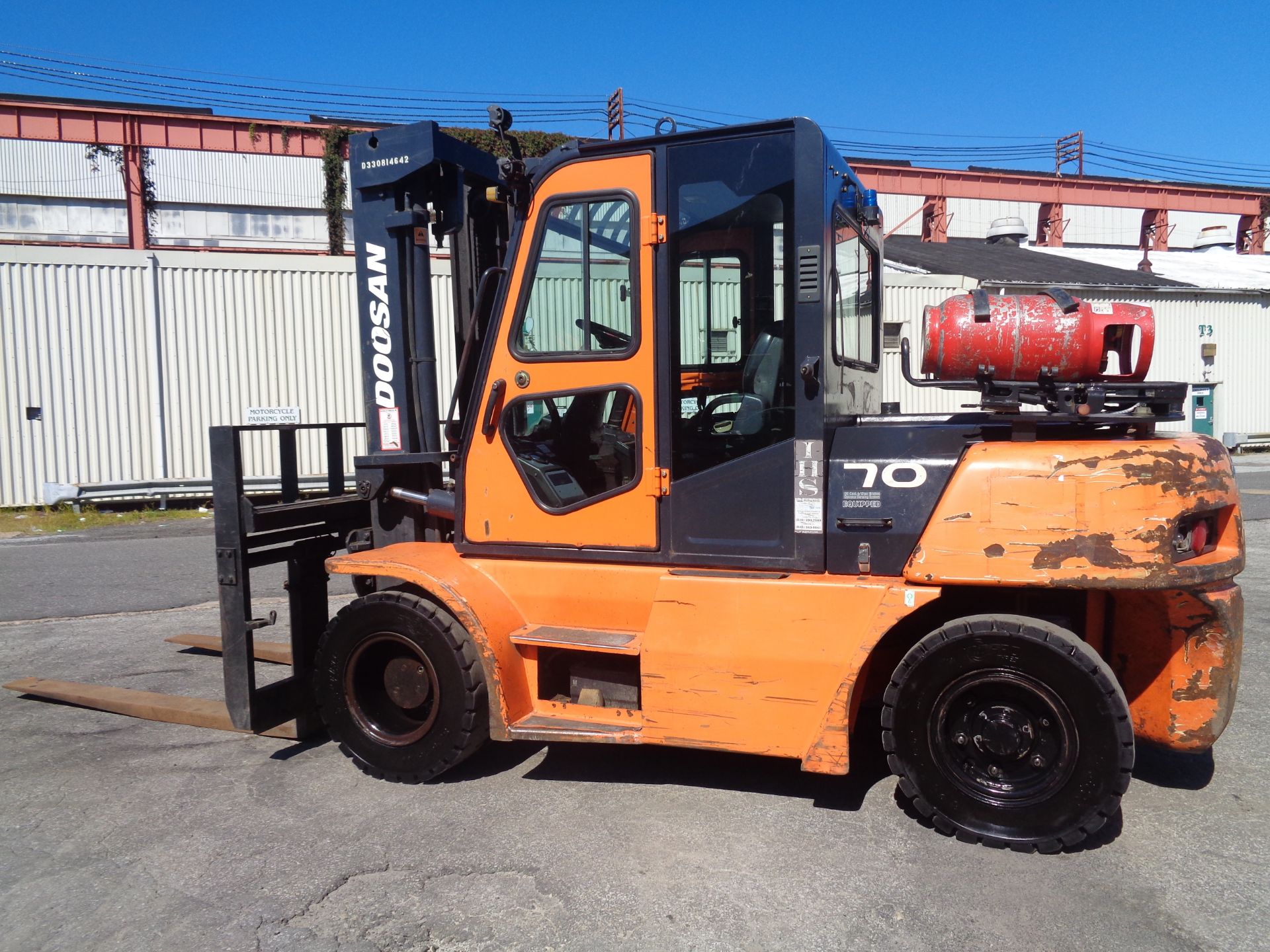 Doosan G70S-5 14,000lb Forklift - Image 7 of 17