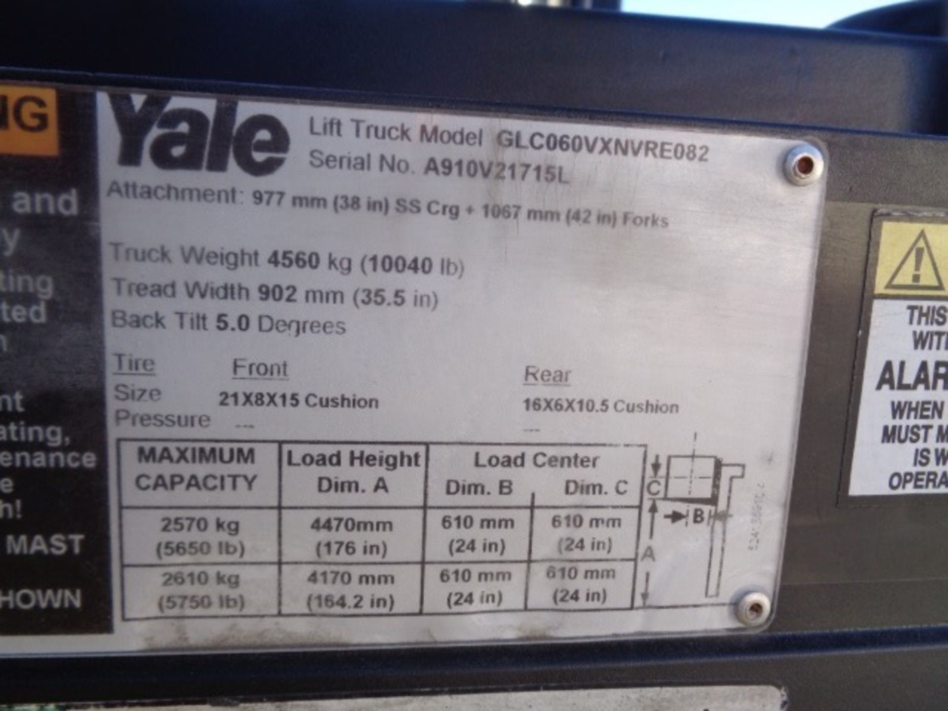 2014 Yale GLC060VX 6,000 lb Forklift - Image 17 of 17