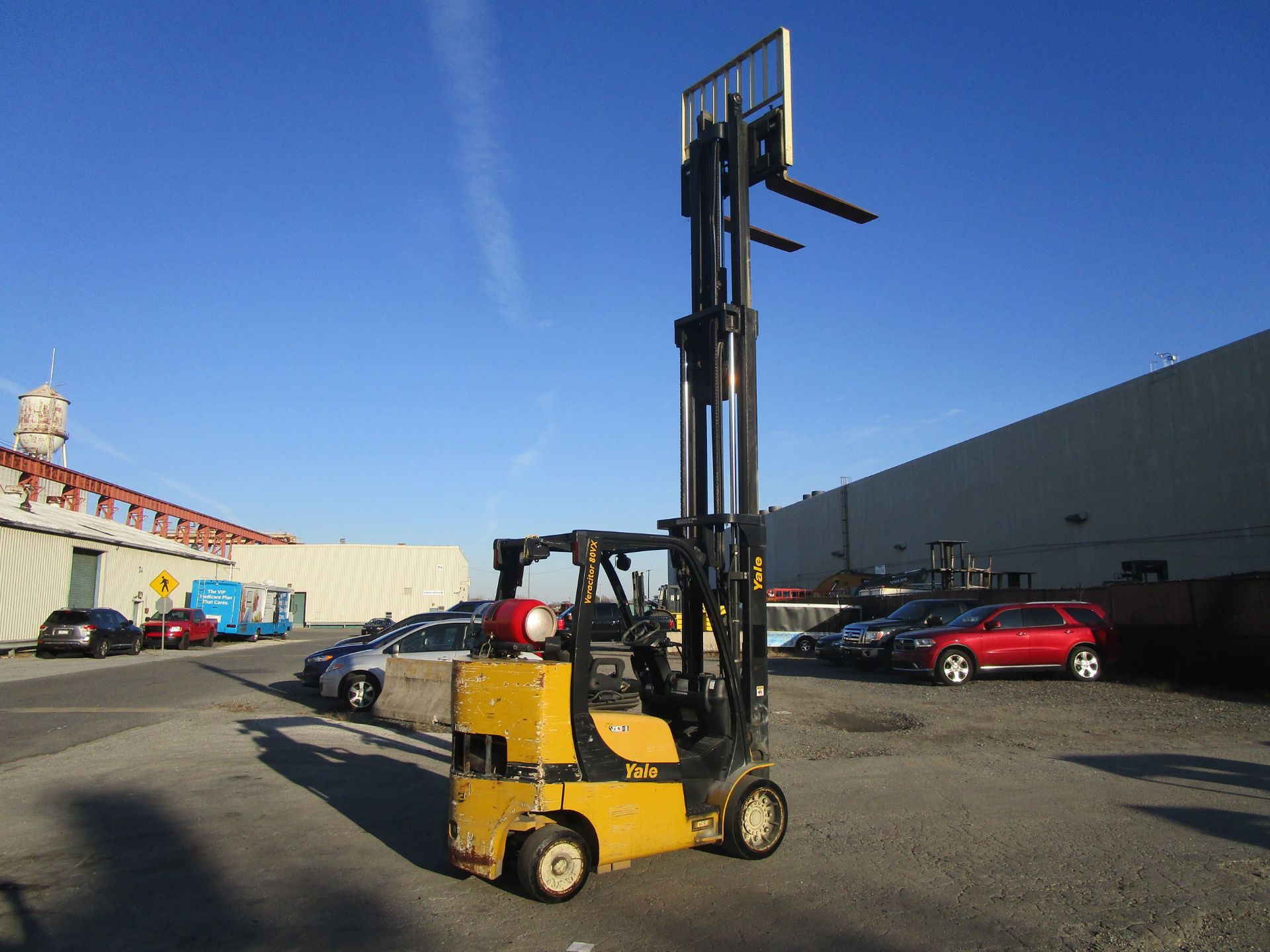 2015 Yale GLC080VX Forklift - Image 11 of 17