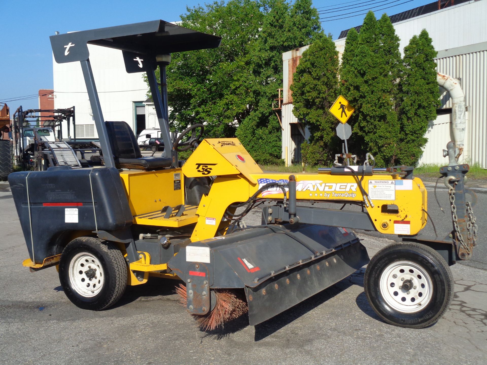 2016 Terramite TSSB Street Sweeper Broom - Image 4 of 10