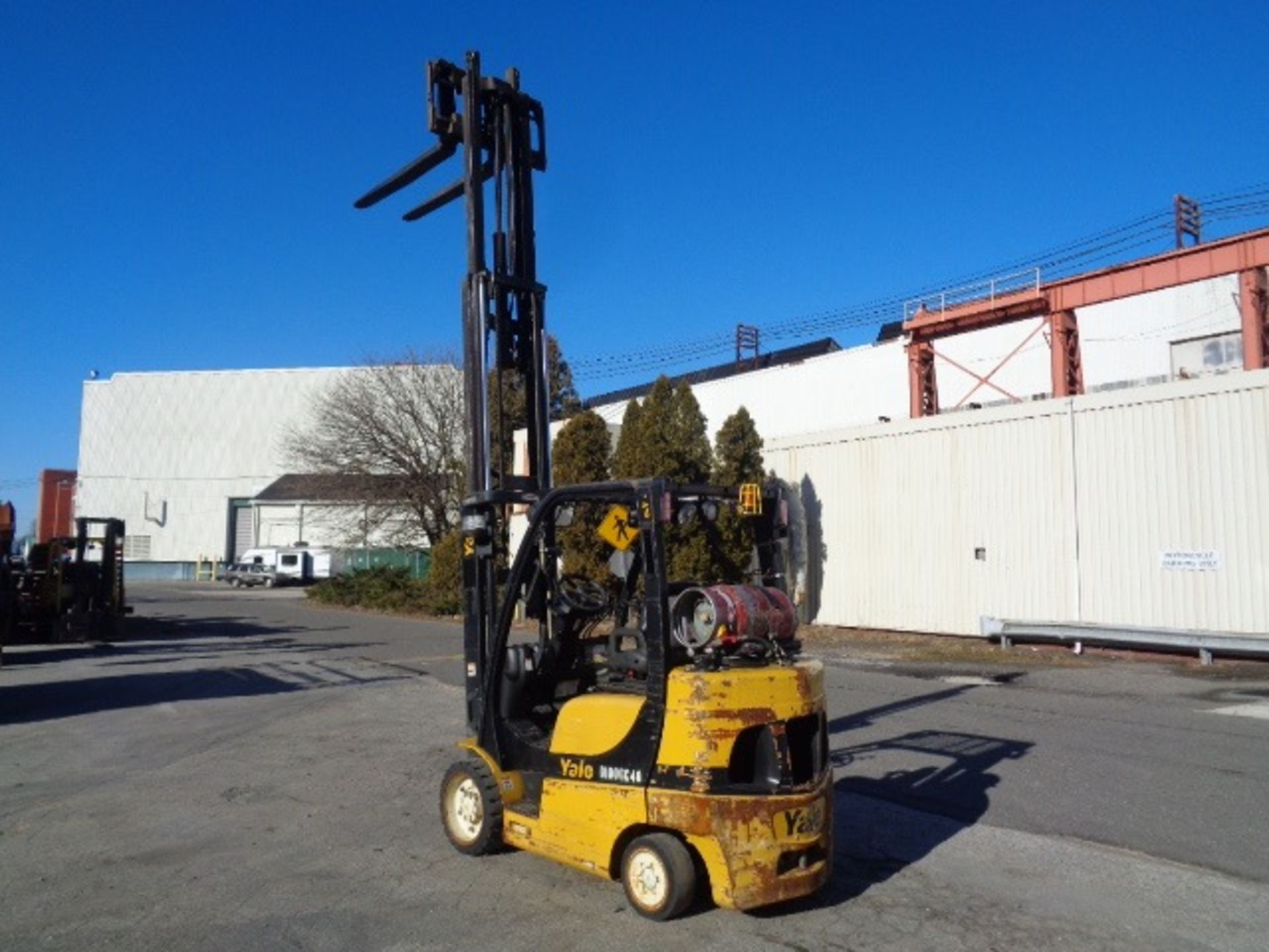 2014 Yale GLC060VX 6,000 lb Forklift - Image 15 of 17