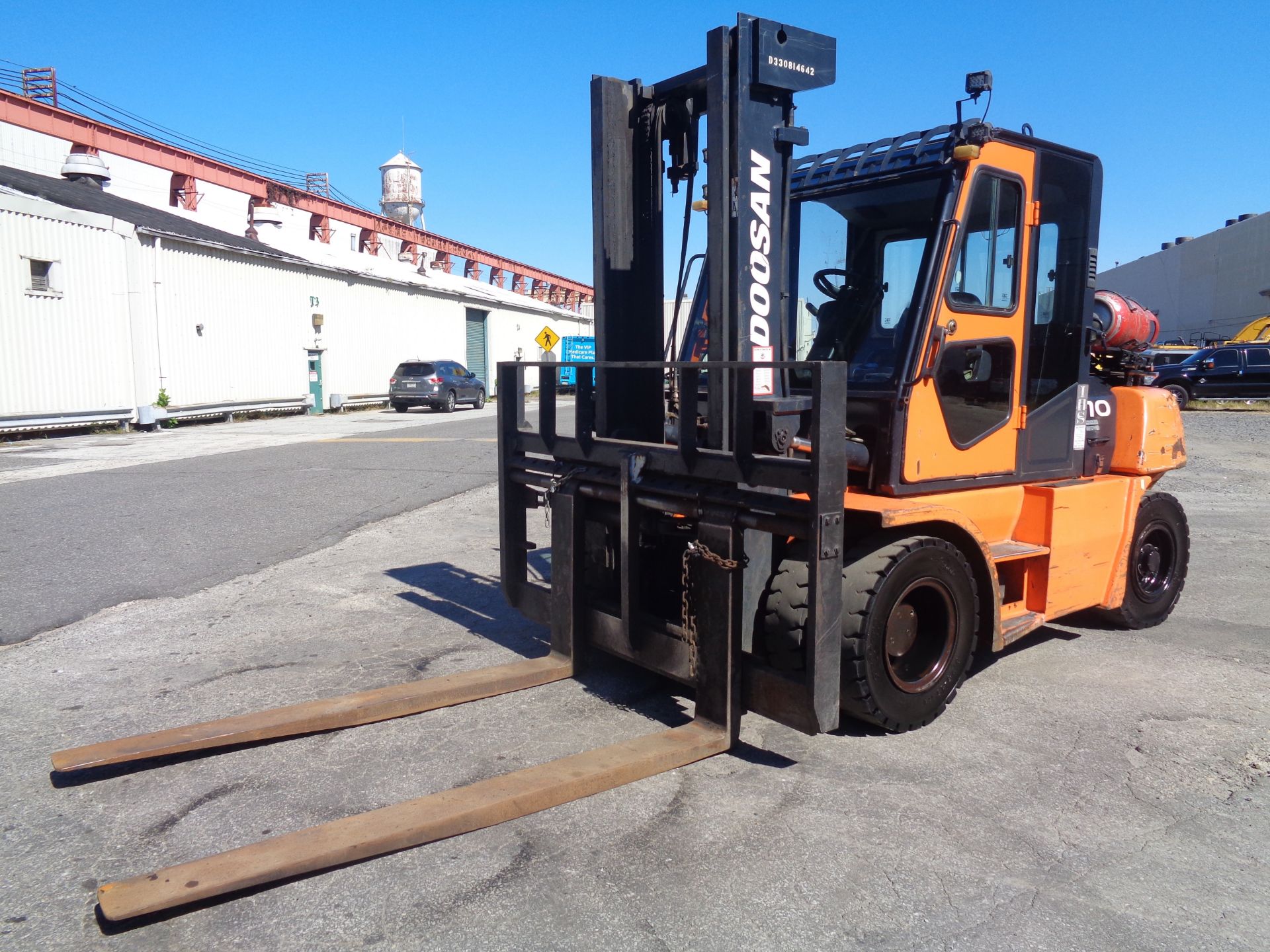 Doosan G70S-5 14,000lb Forklift - Image 9 of 17