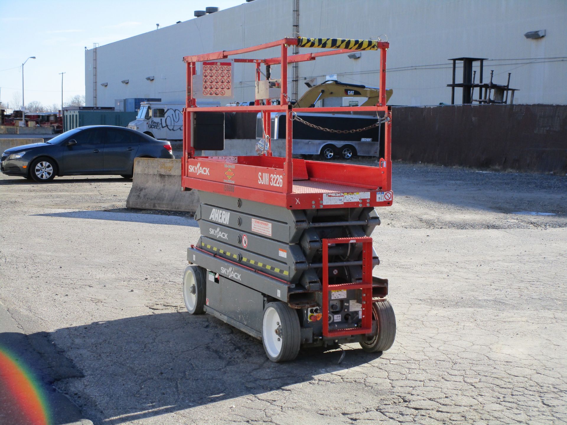 2015 SkyJack SJIII3226 26' Scissor Lift - Image 3 of 20