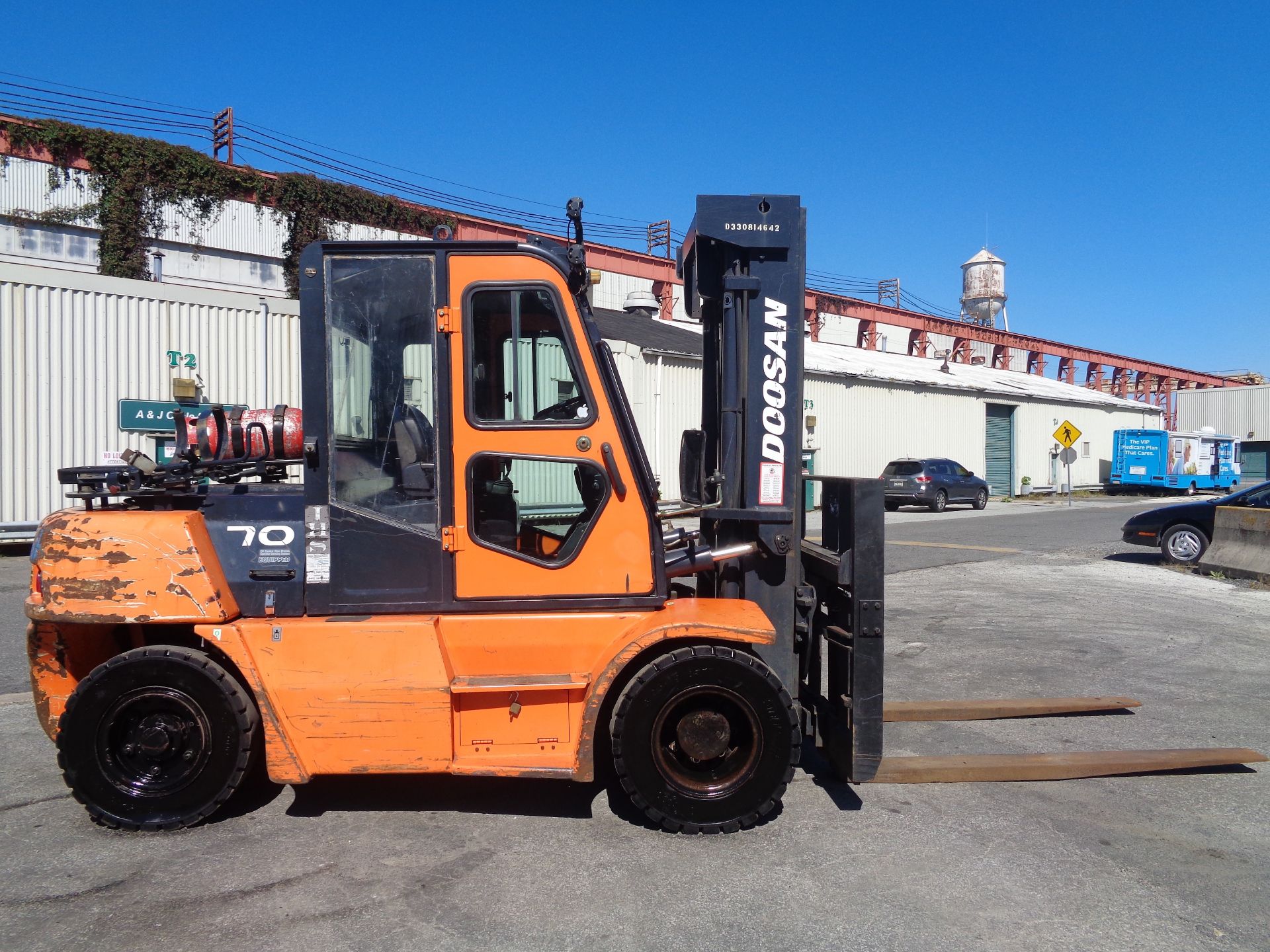 Doosan G70S-5 14,000lb Forklift - Image 3 of 17