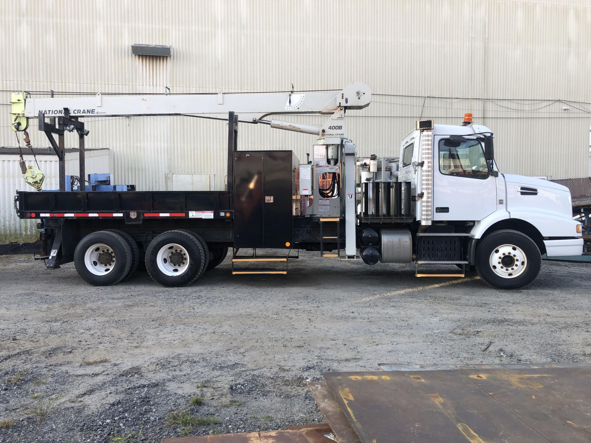 2012 Volvo DD110B 10 Ton Crane Truck