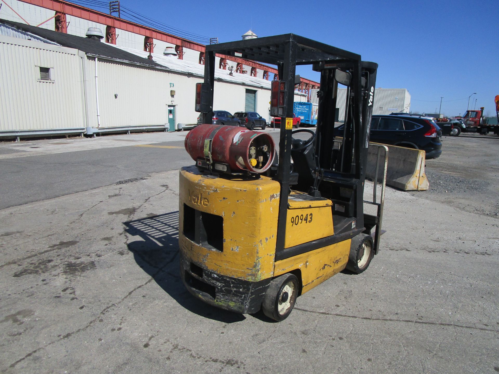 Yale GLC040AF 4,000lb Forklift - Image 5 of 16