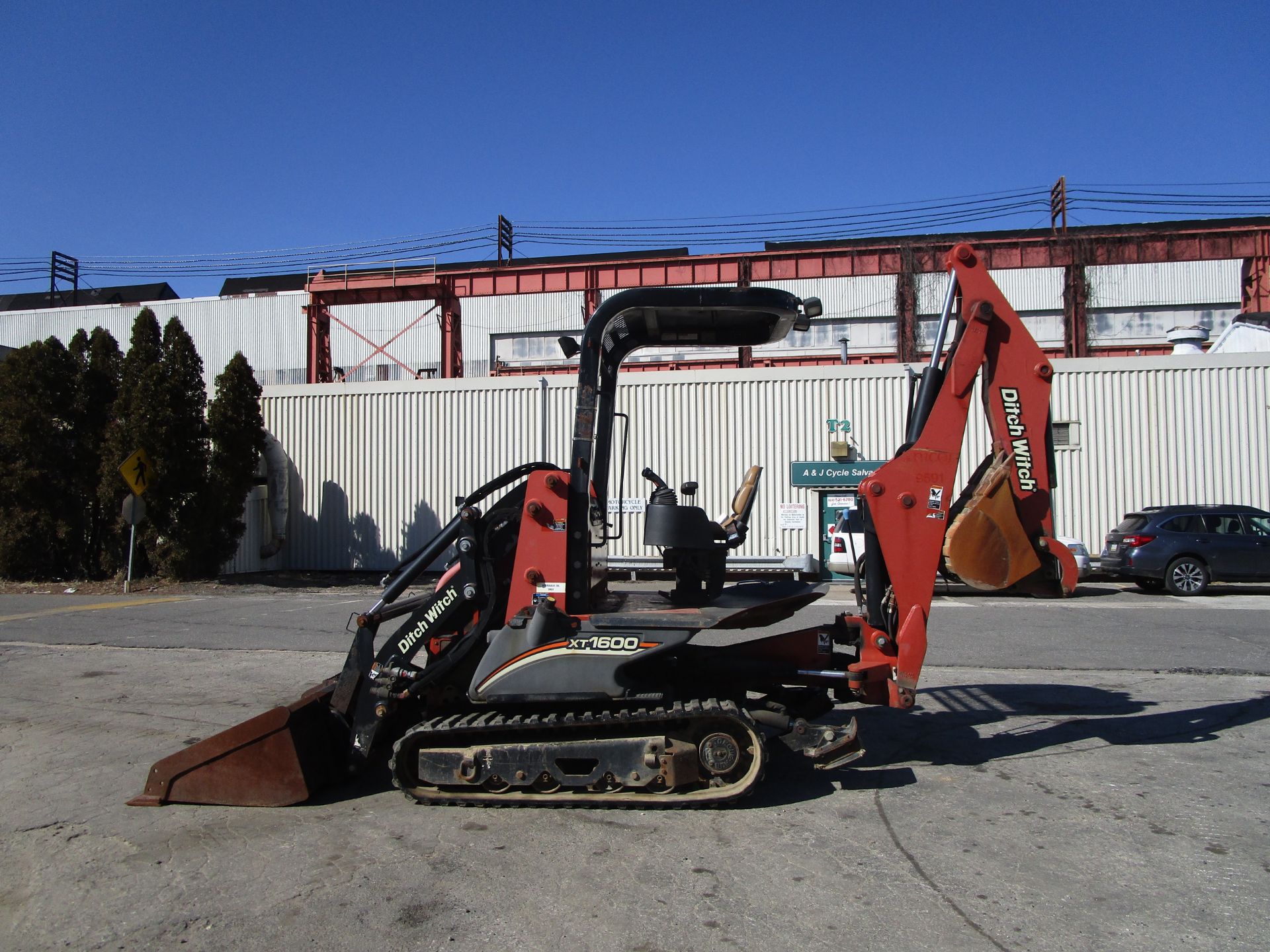 2011 Ditch Witch XT1600 Backhoe - Image 16 of 38