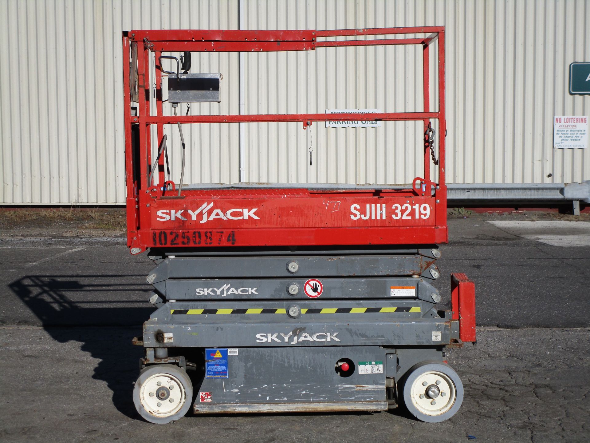 2014 Skyjack SJIII3219 Scissor Lift