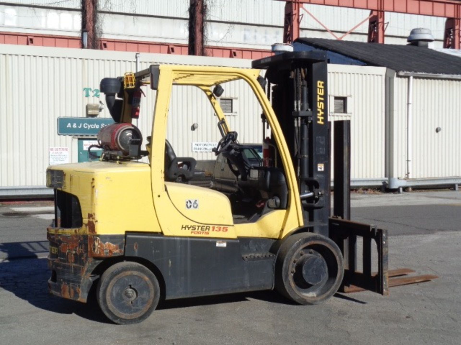 2010 Hyster S135FT 13,500lb Forklift - Image 3 of 17