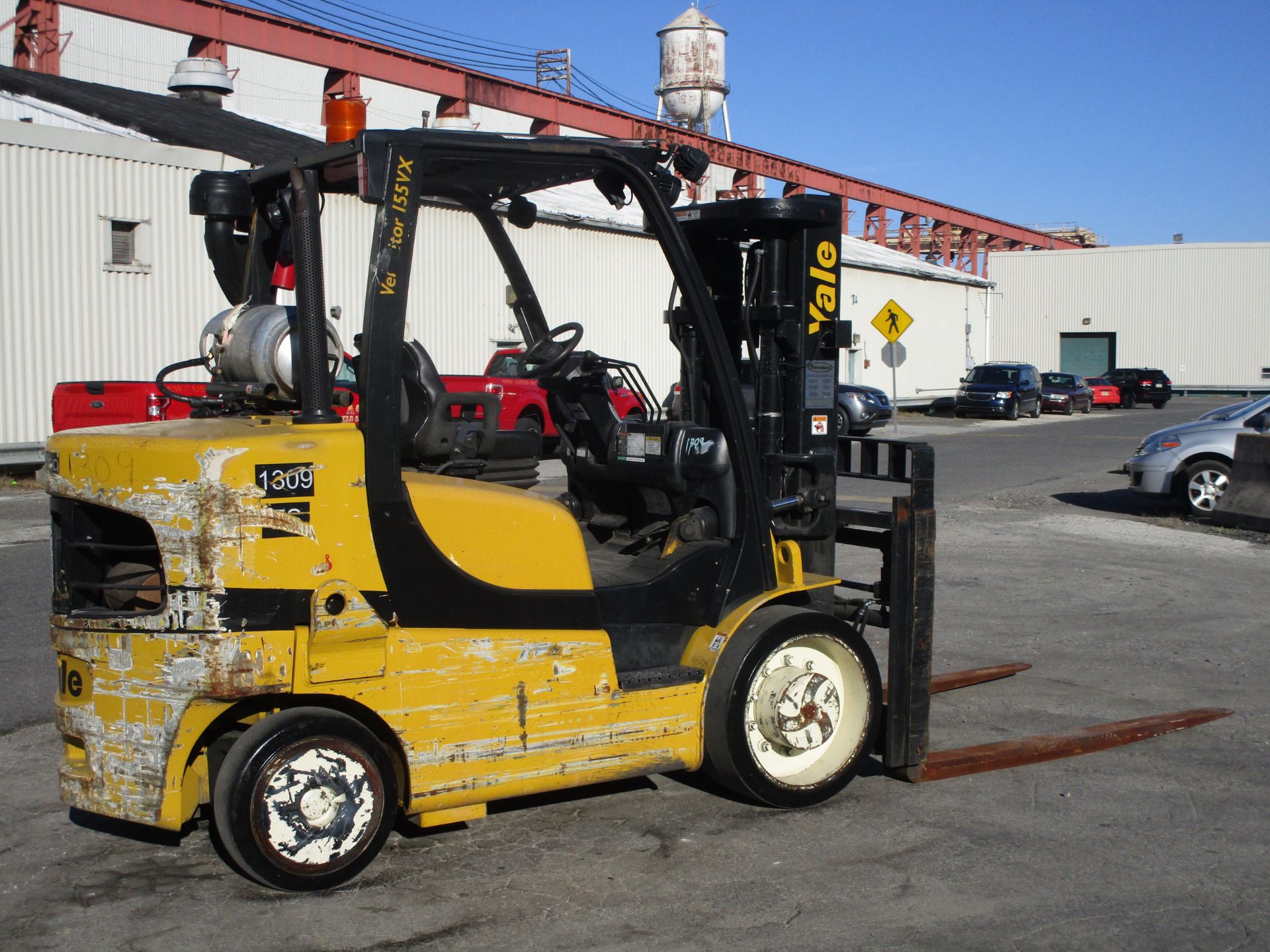2015 Yale GLC155VX 15,000lb Forklift - Image 3 of 16
