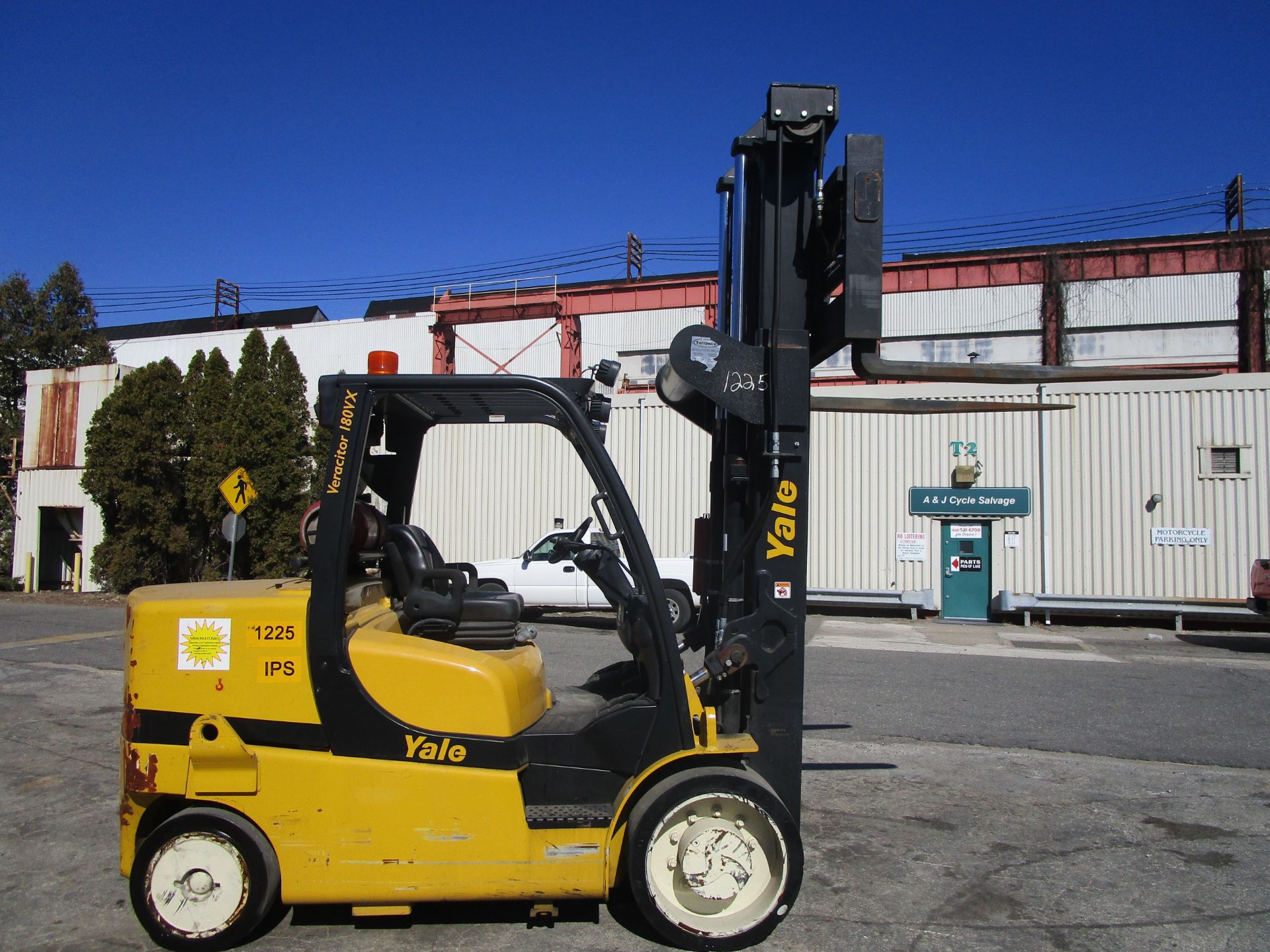 2014 Yale GLC155VX 18,000lb Forklift - Image 13 of 26