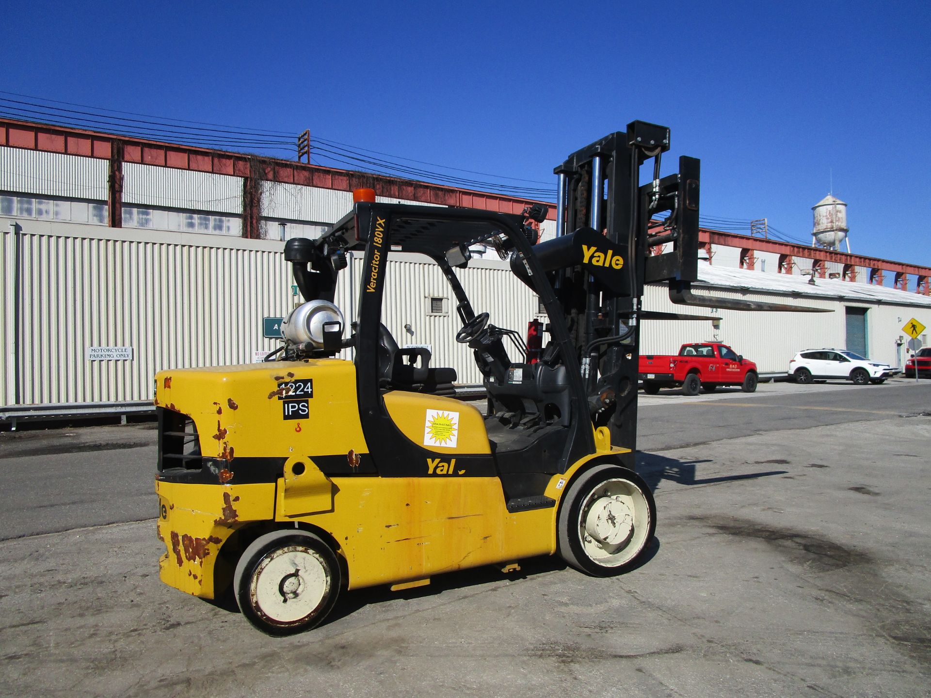 2014 Yale GLC155VX 18,000lb Forklift - Image 13 of 17