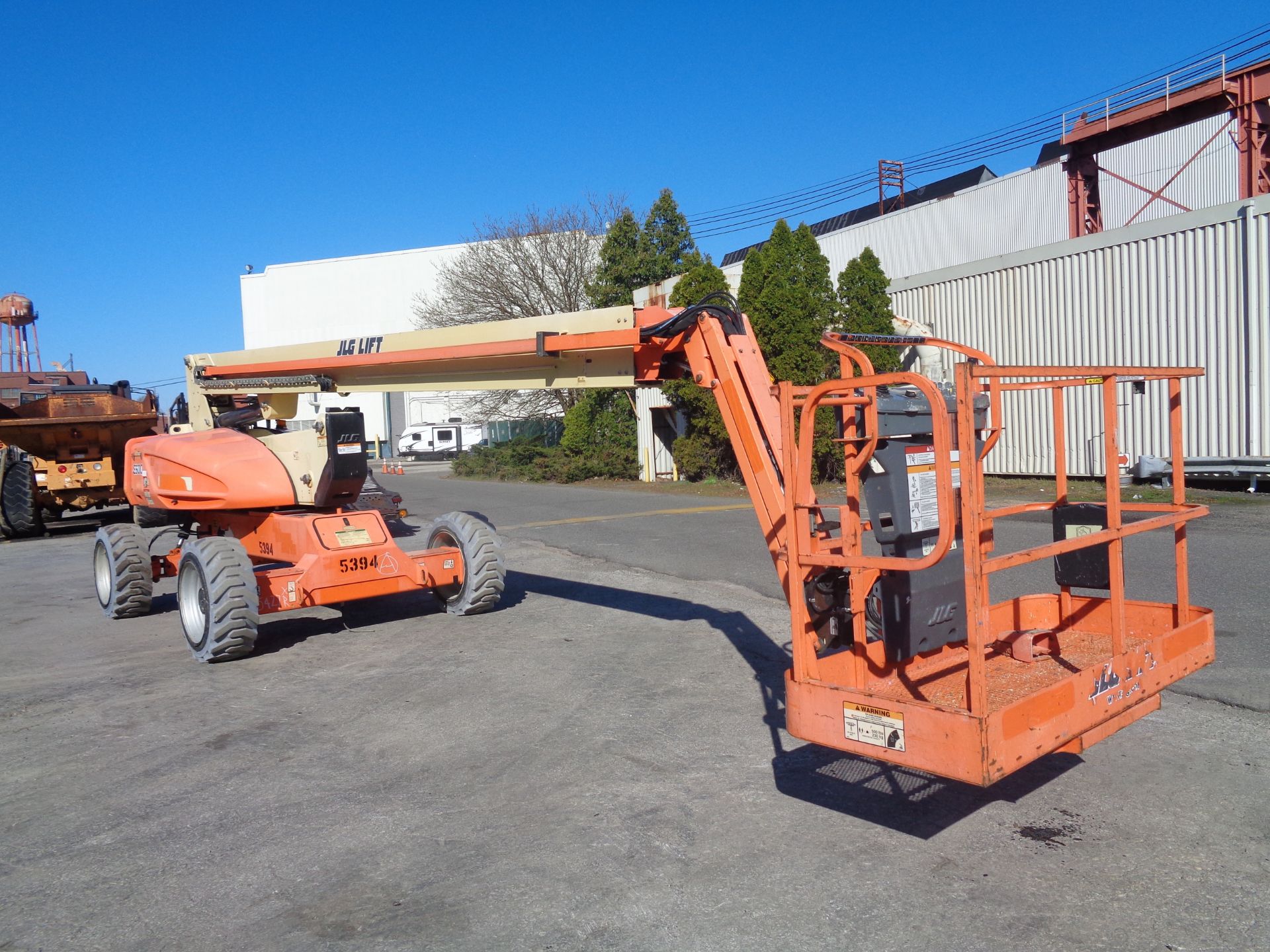 2011 JLG E600J 60ft Boom Lift - Image 3 of 8