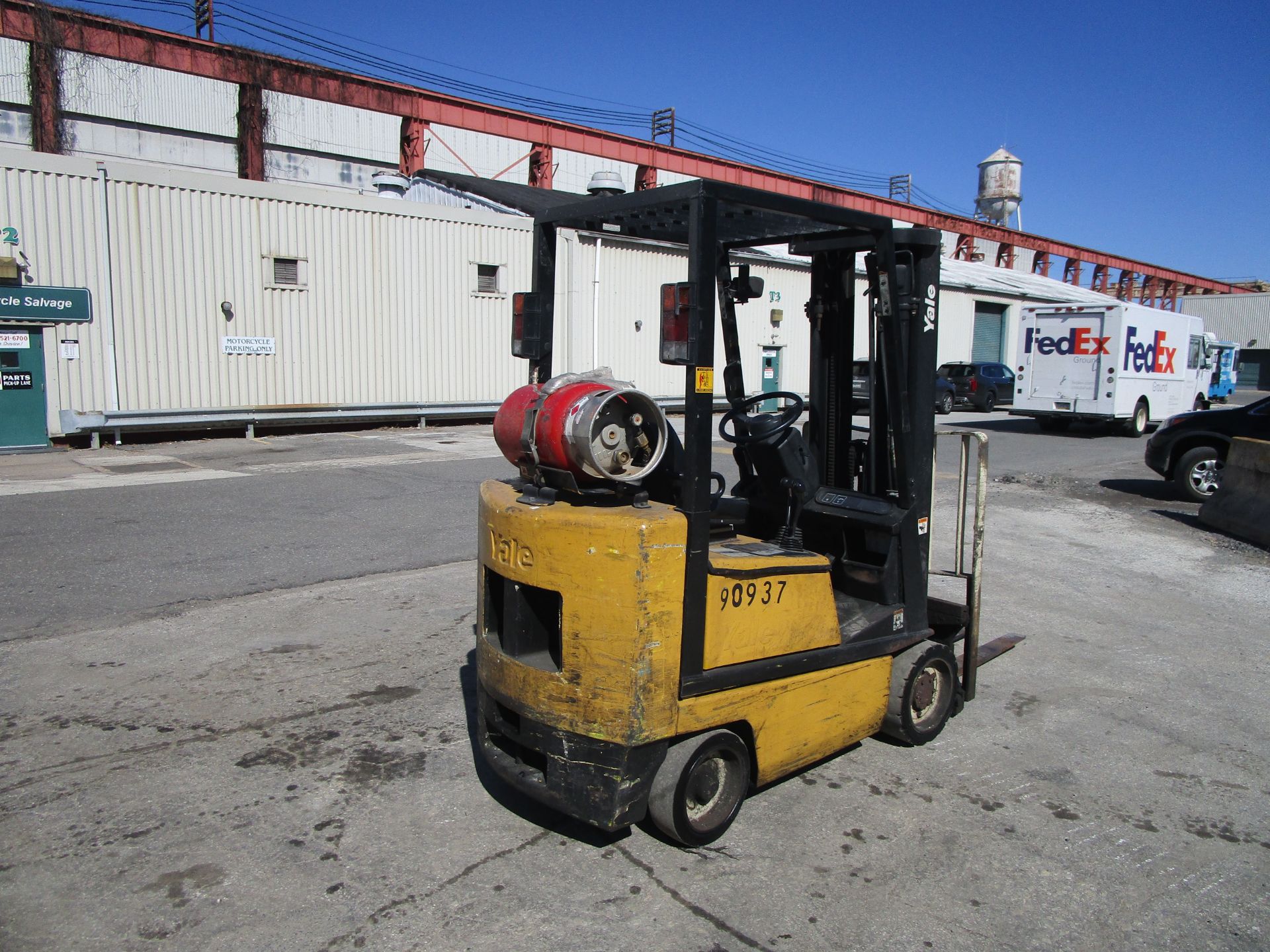 Yale GLC040AF 4,000lb Forklift - Image 5 of 20