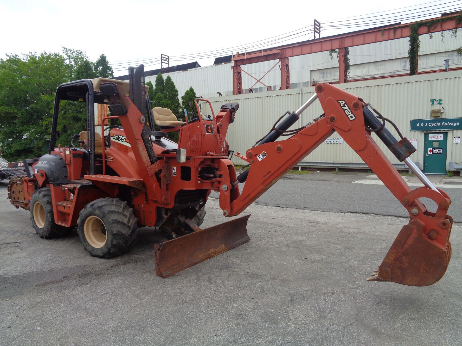 2008 Ditch Witch RT75 Trencher Backhoe - Image 15 of 18