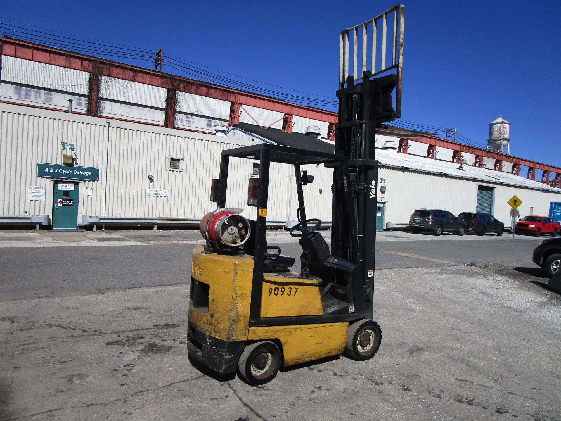 Yale GLC040AF 4,000lb Forklift - Image 8 of 20