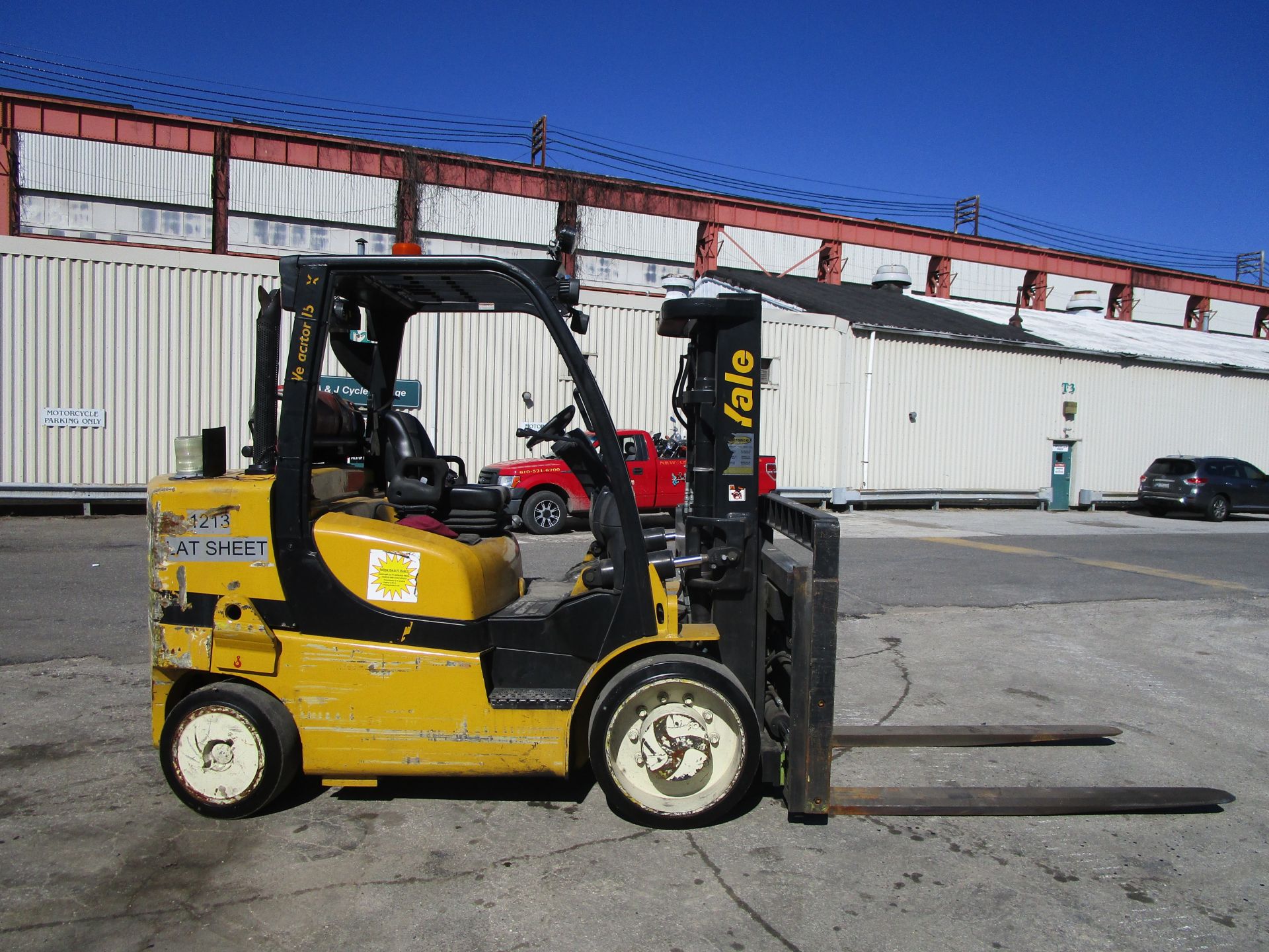 2015 Yale GLC155VX 14,000lb Forklift