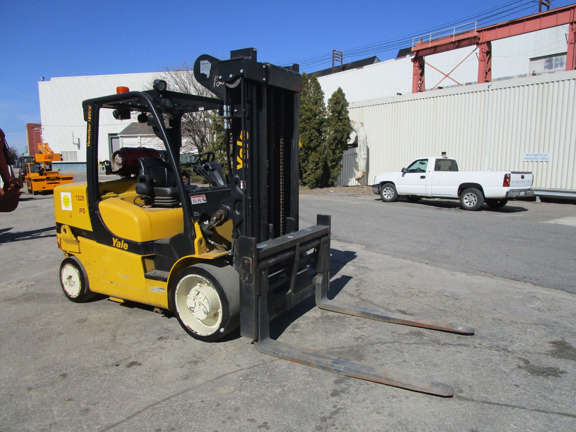 2014 Yale GLC155VX 18,000lb Forklift - Image 7 of 26