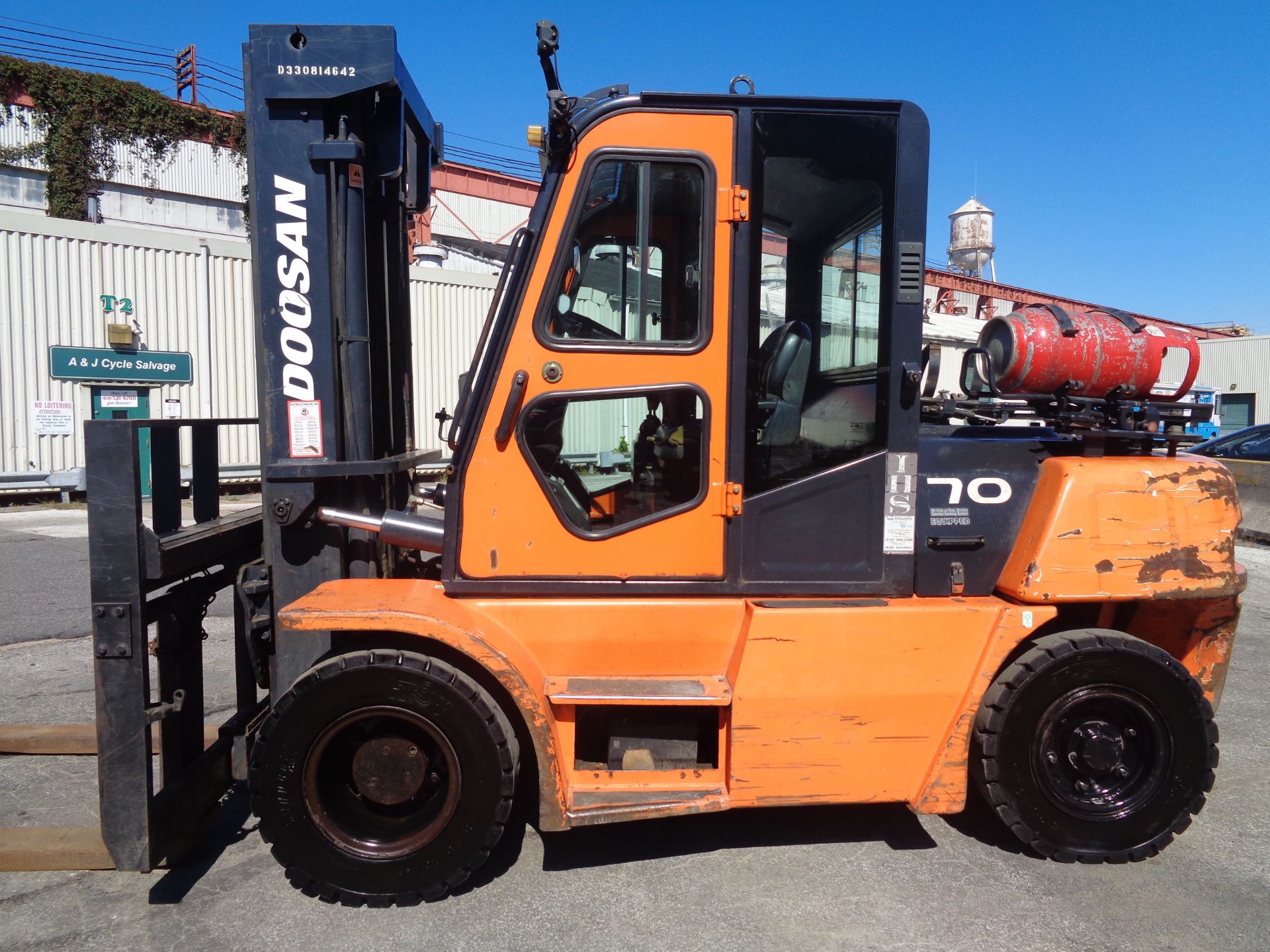 Doosan G70S-5 14,000lb Forklift - Image 8 of 17