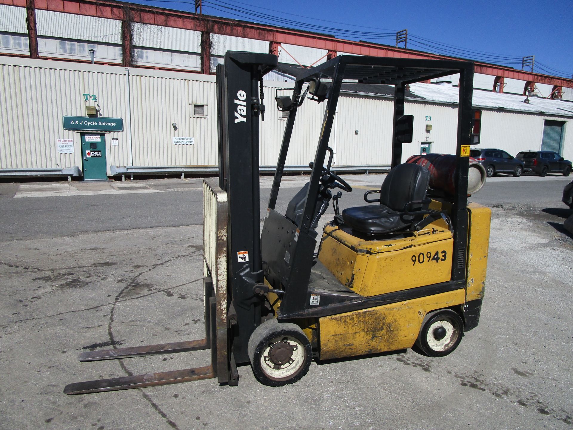 Yale GLC040AF 4,000lb Forklift - Image 11 of 16