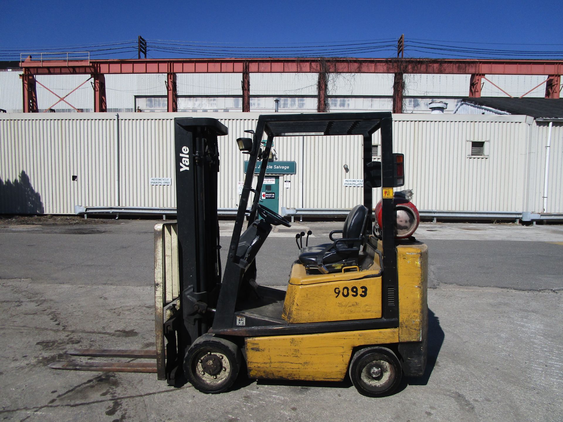 Yale GLC040AF 4,000lb Forklift - Image 14 of 20