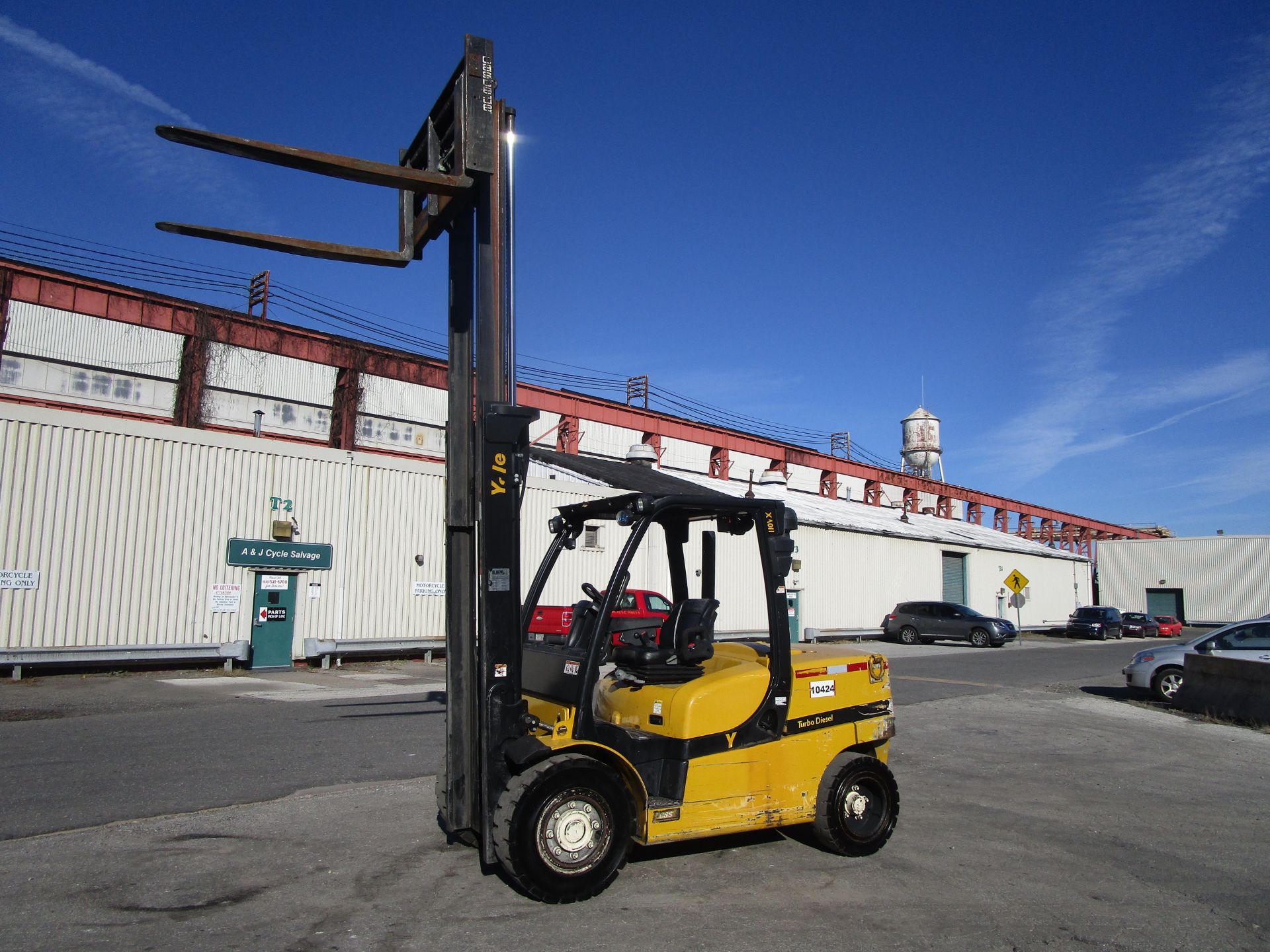 2014 Yale GDP110VX 11,000lb Forklift - Image 11 of 16