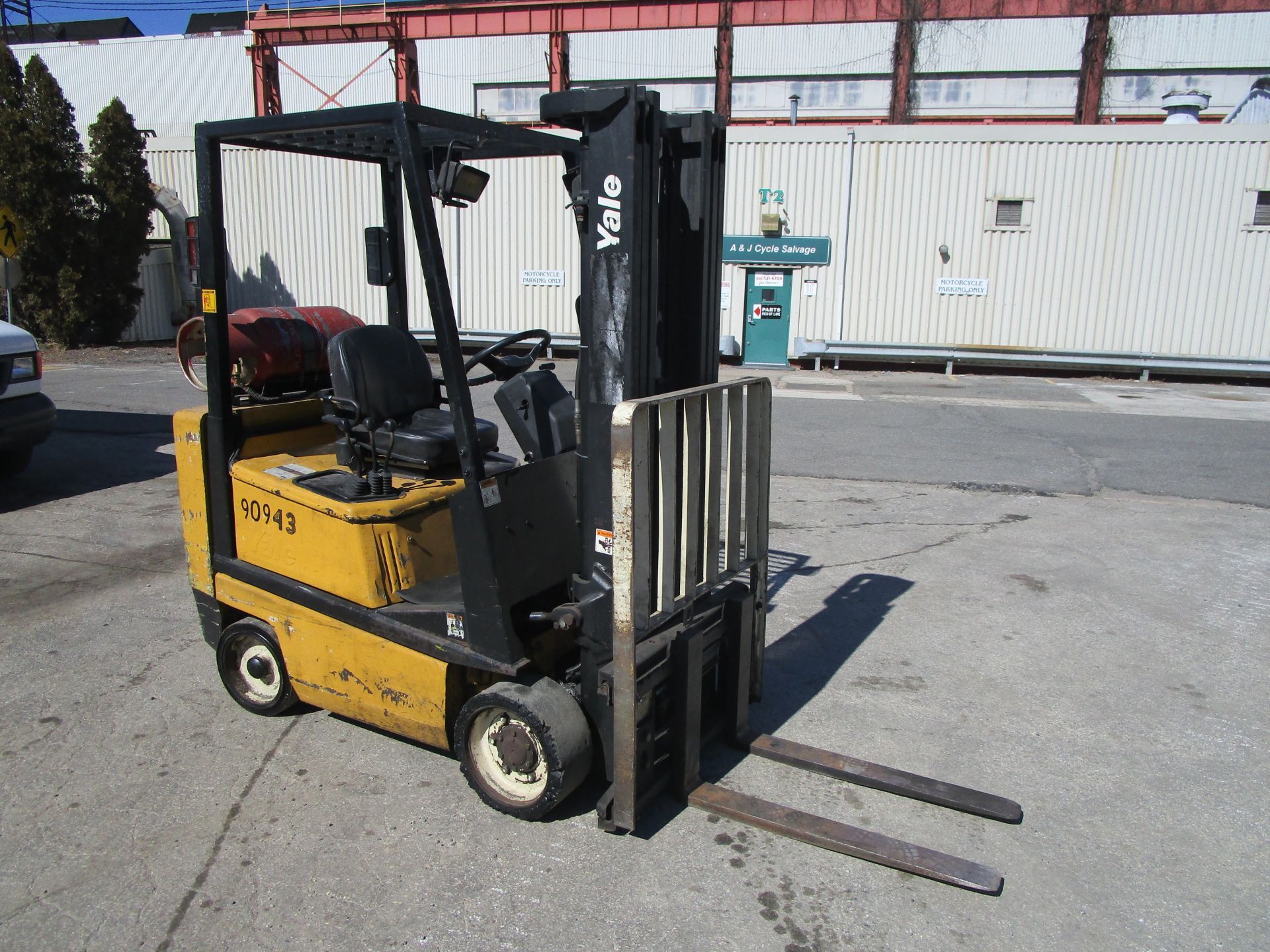 Yale GLC040AF 4,000lb Forklift - Image 3 of 16