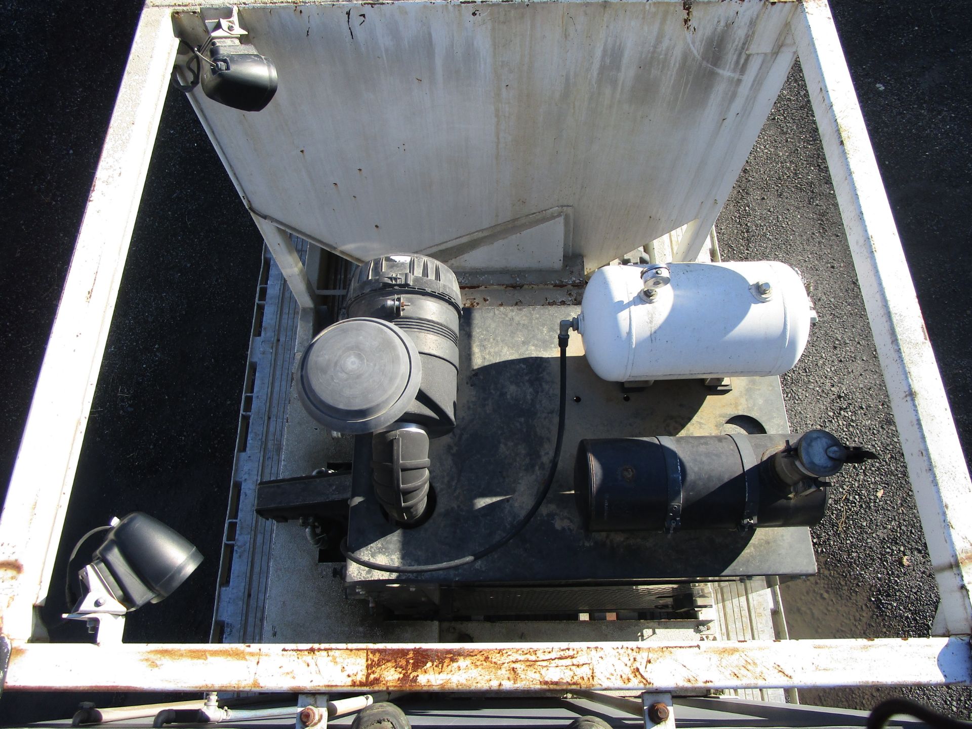 Mobile Concrete Mixer - Image 8 of 10