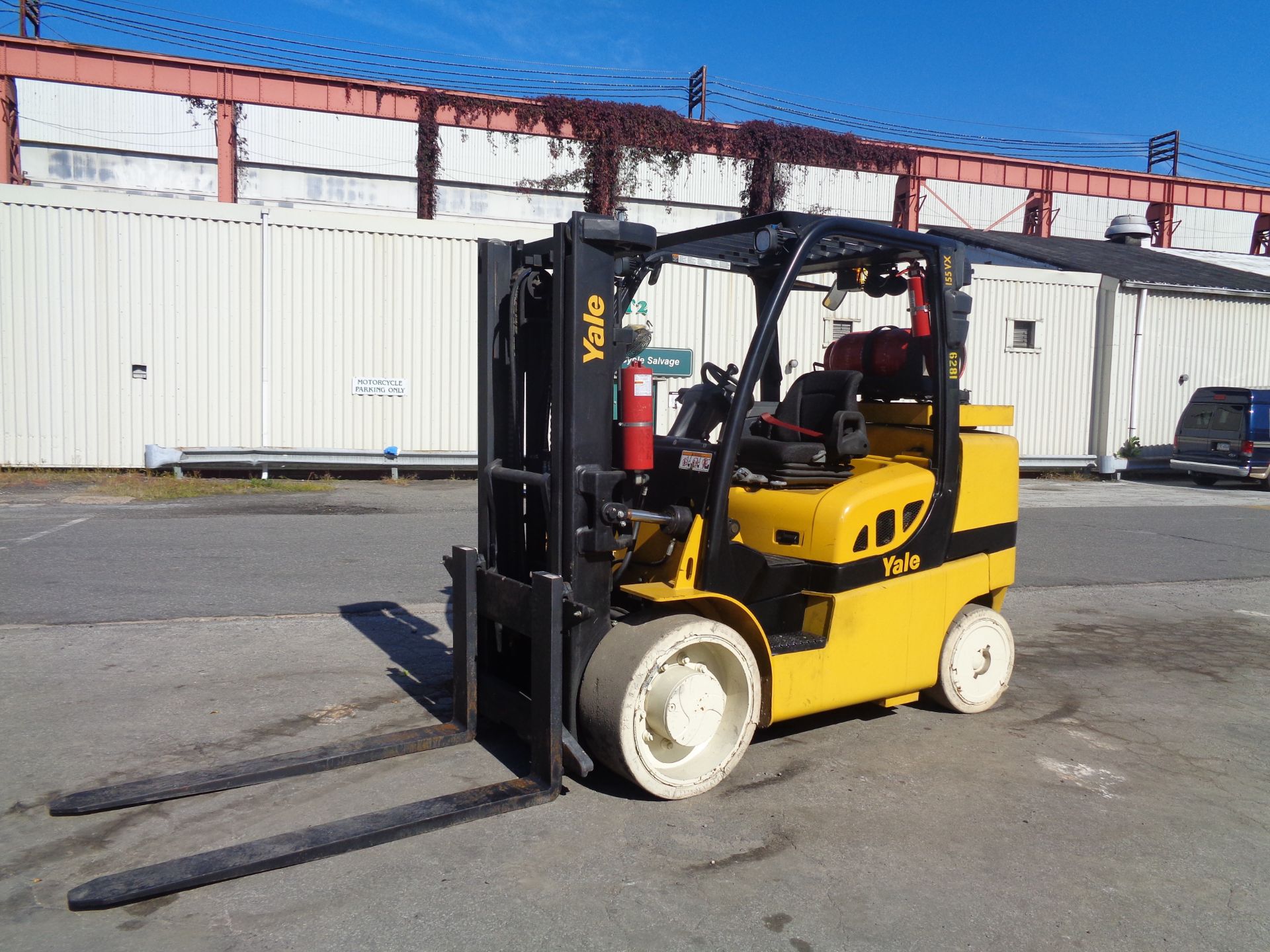 2013 Yale GLC155VX 15000lb Forklift - Image 3 of 17