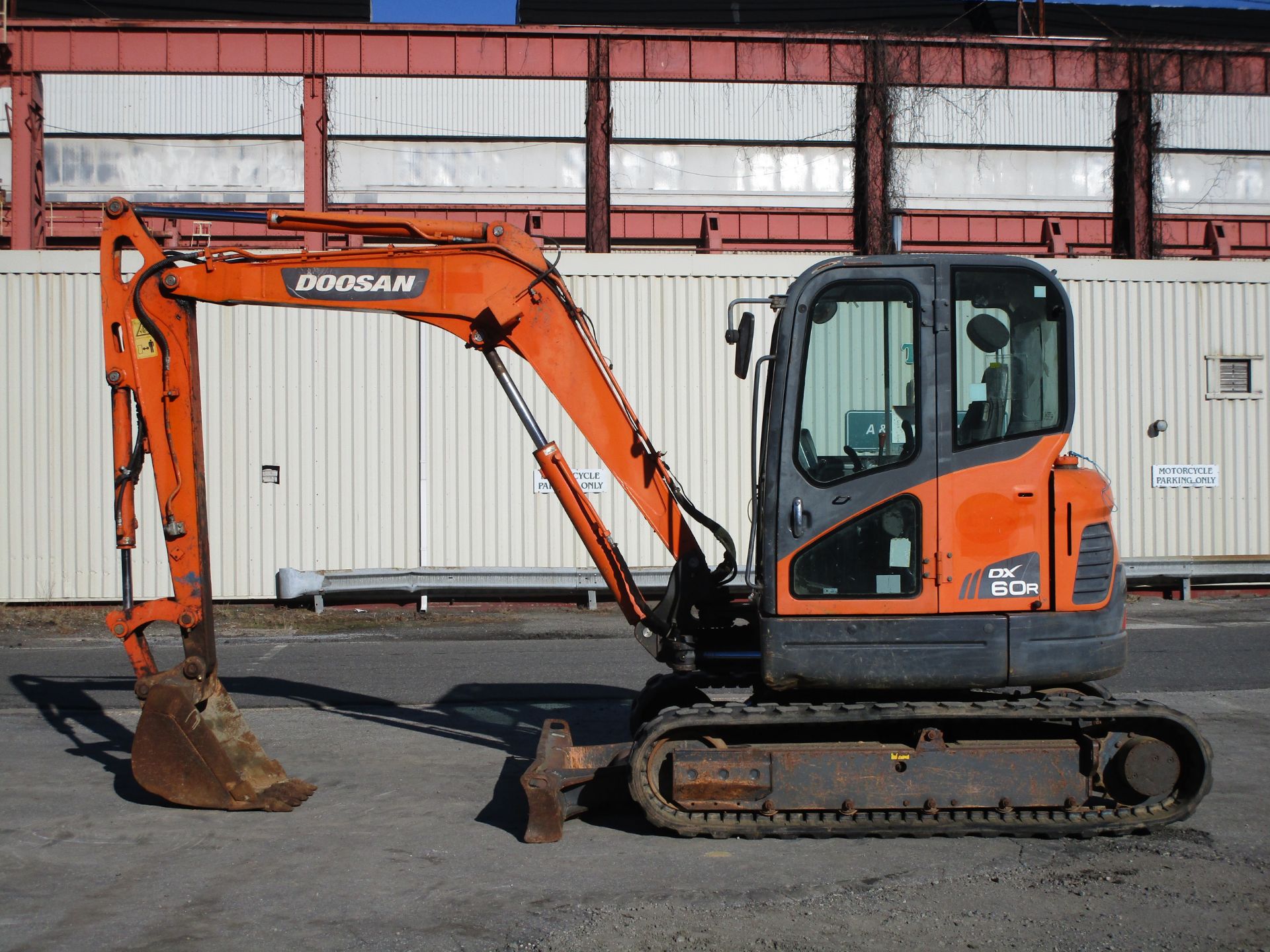 Doosan DX60R Mini Excavator - Image 6 of 18