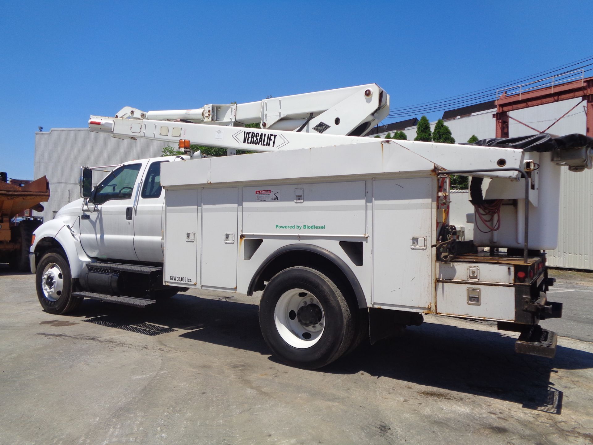 2007 Ford F750 Bucket Truck - Image 11 of 21