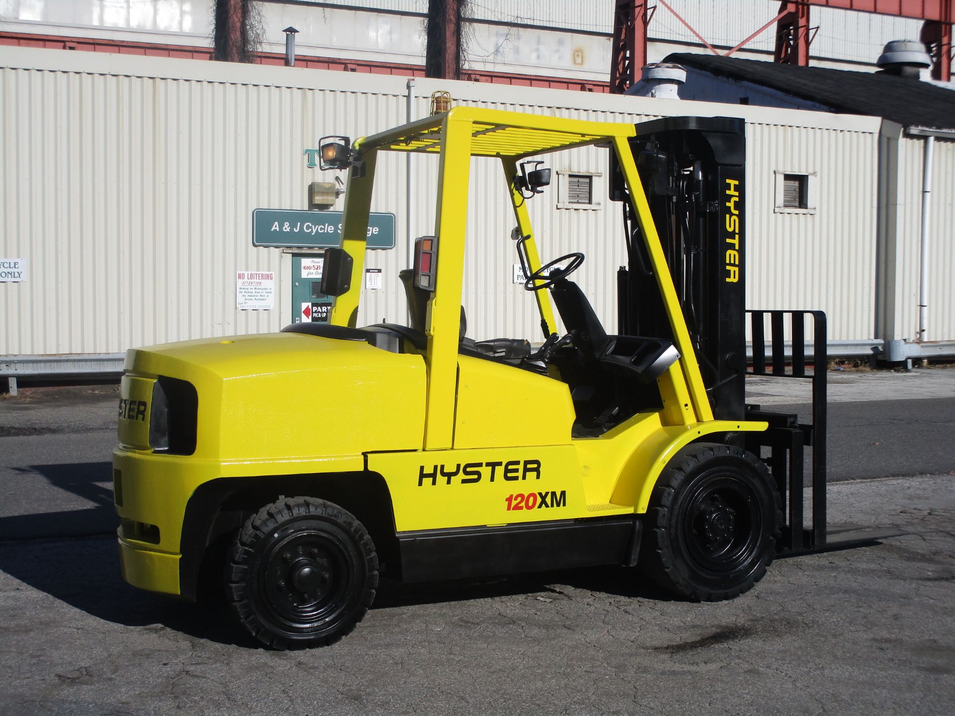 Hyster H120XM 12,000lb Forklift - Image 8 of 17