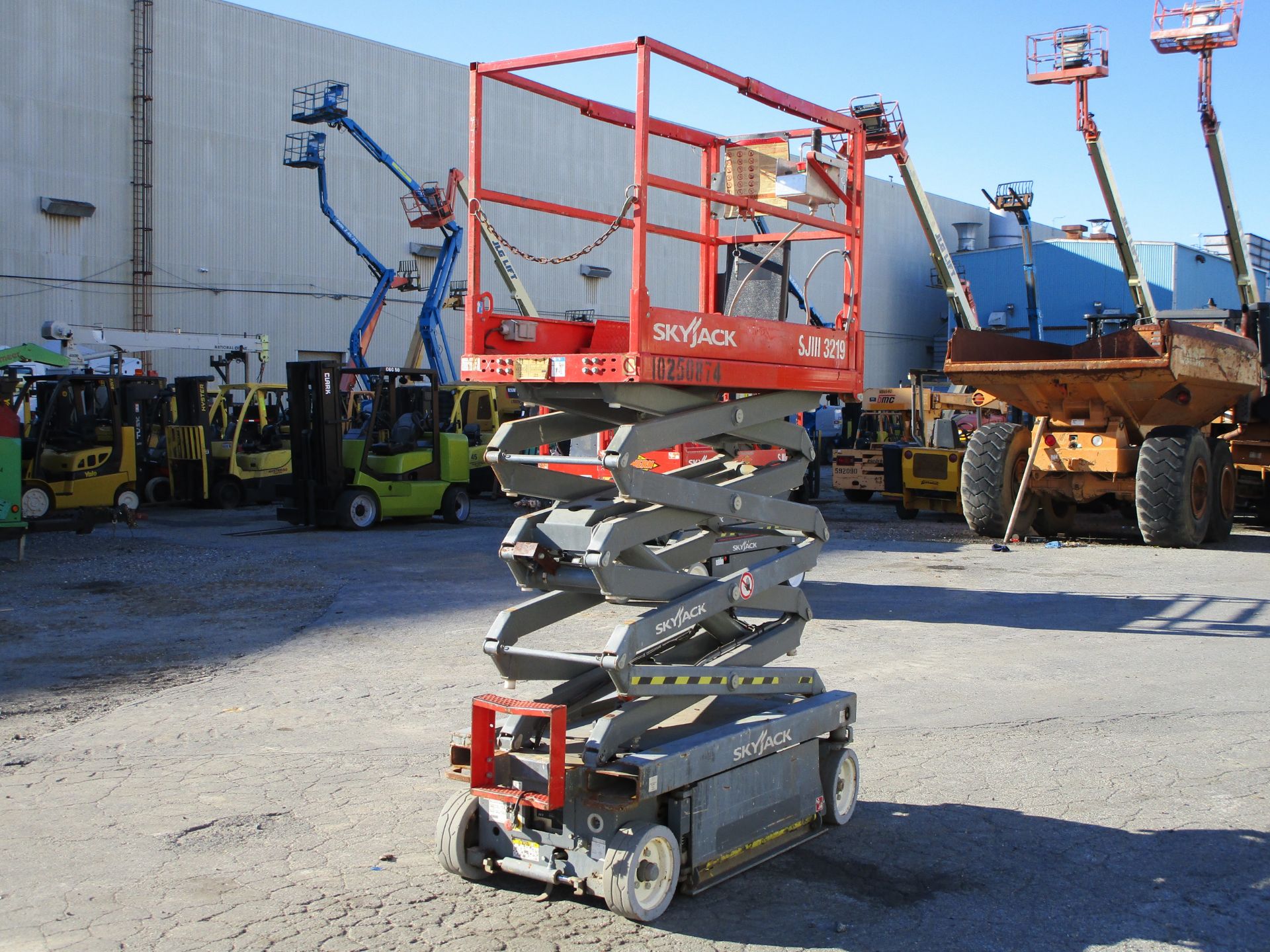 2014 Skyjack SJIII3219 Scissor Lift - Image 10 of 20