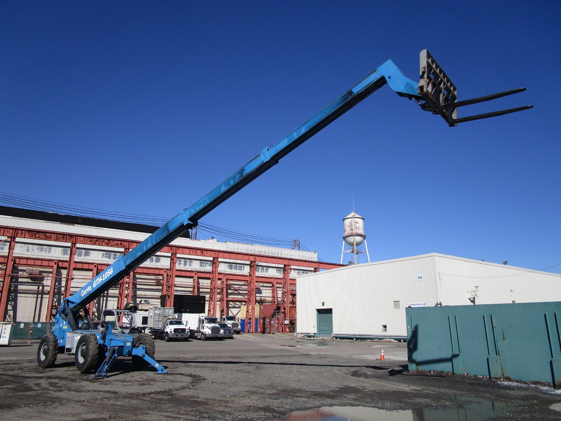 2012 Genie GTH1056 10,000lb Telescopic Forklift - Image 13 of 15