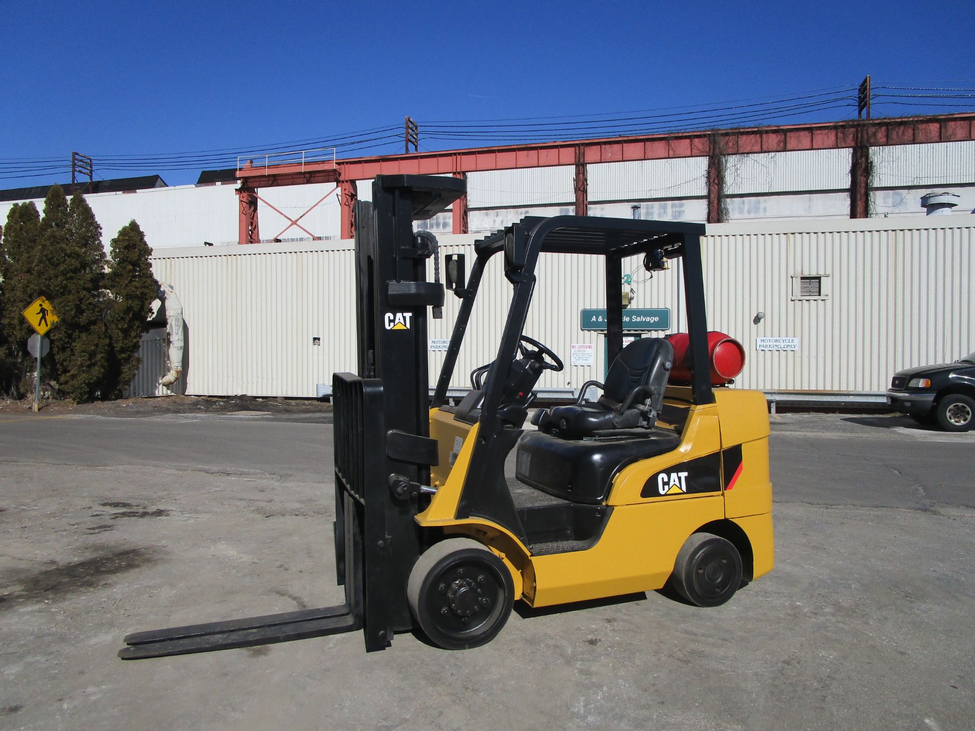 2015 Caterpillar 2C6000 6,000lb Forklift - Image 3 of 17