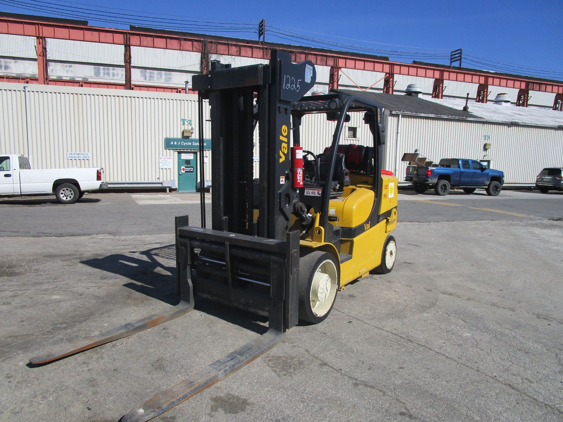 2014 Yale GLC155VX 18,000lb Forklift - Image 22 of 26