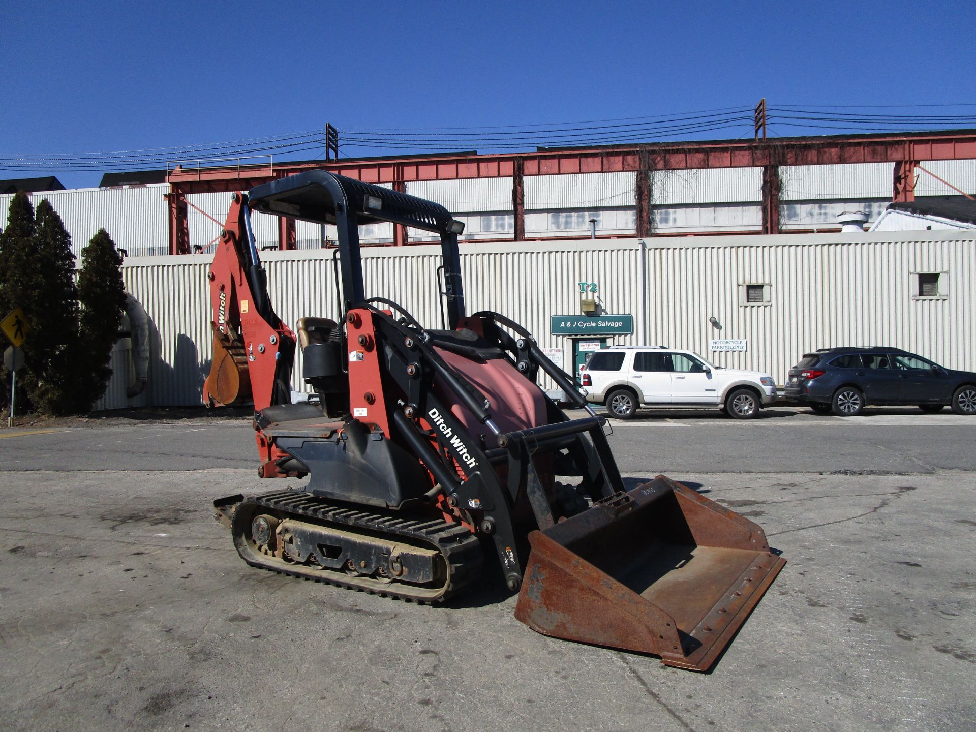 2011 Ditch Witch XT1600 Backhoe - Image 6 of 38