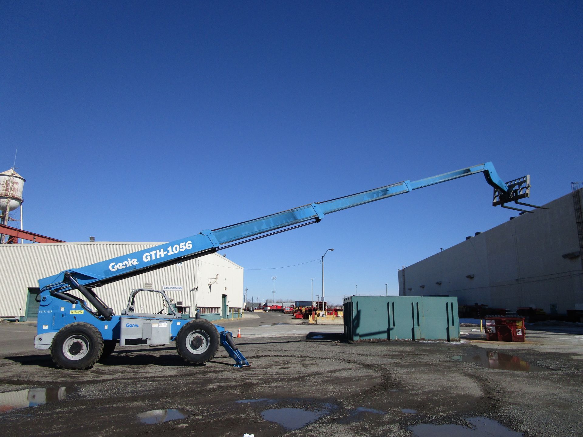 2012 Genie GTH1056 10,000lb Telescopic Forklift - Image 11 of 15