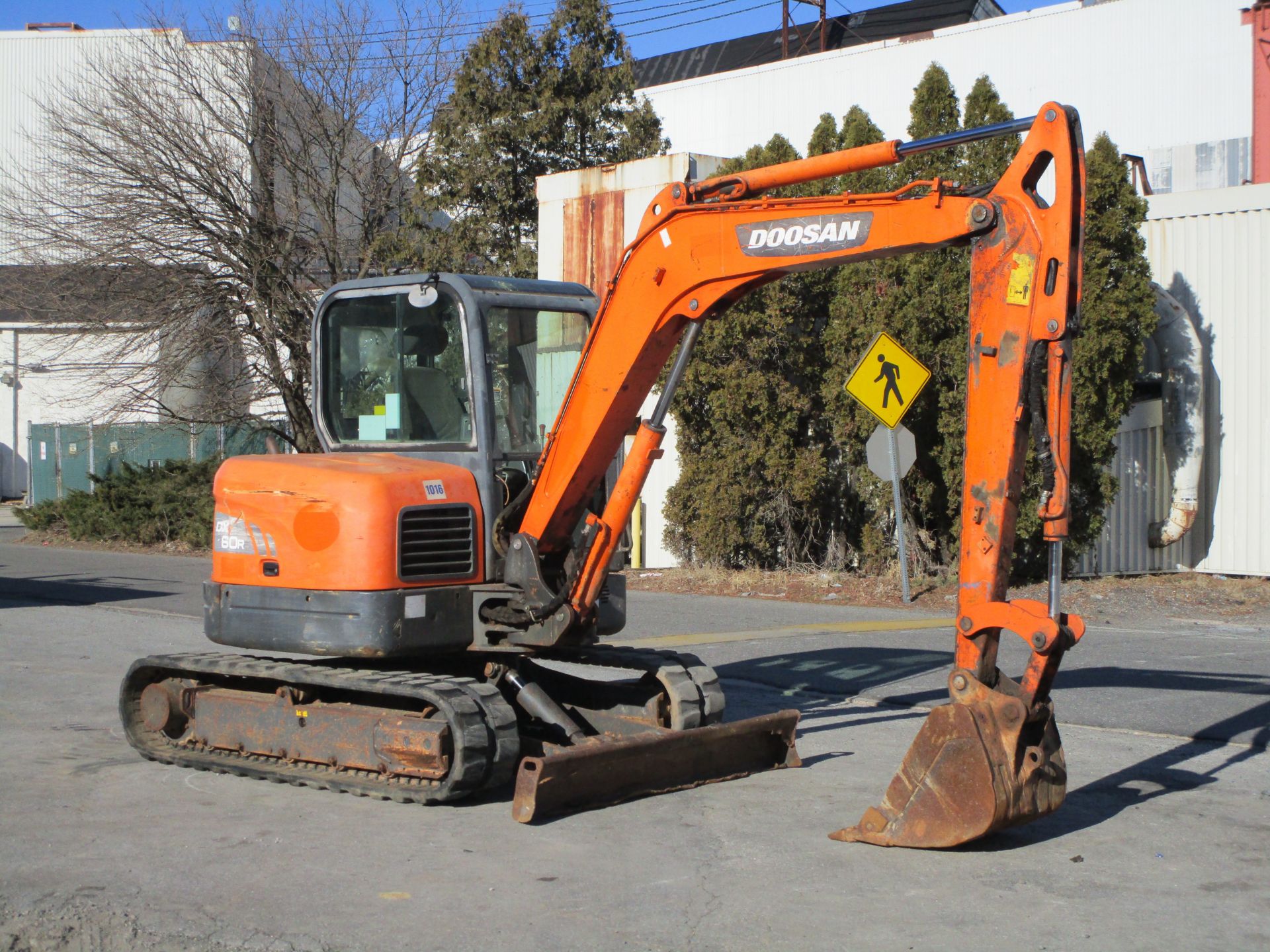 Doosan DX60R Mini Excavator - Image 5 of 18