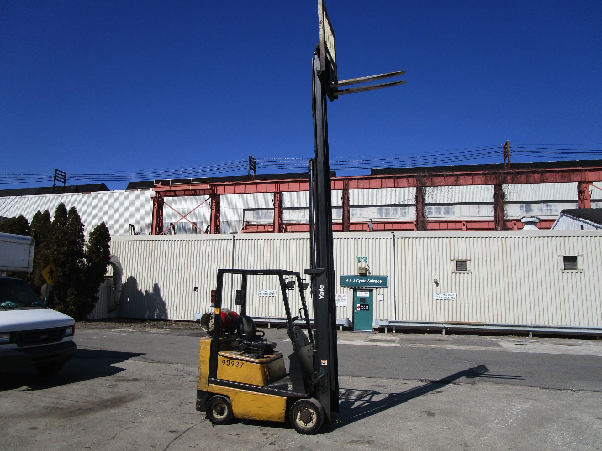 Yale GLC040AF 4,000lb Forklift - Image 10 of 20