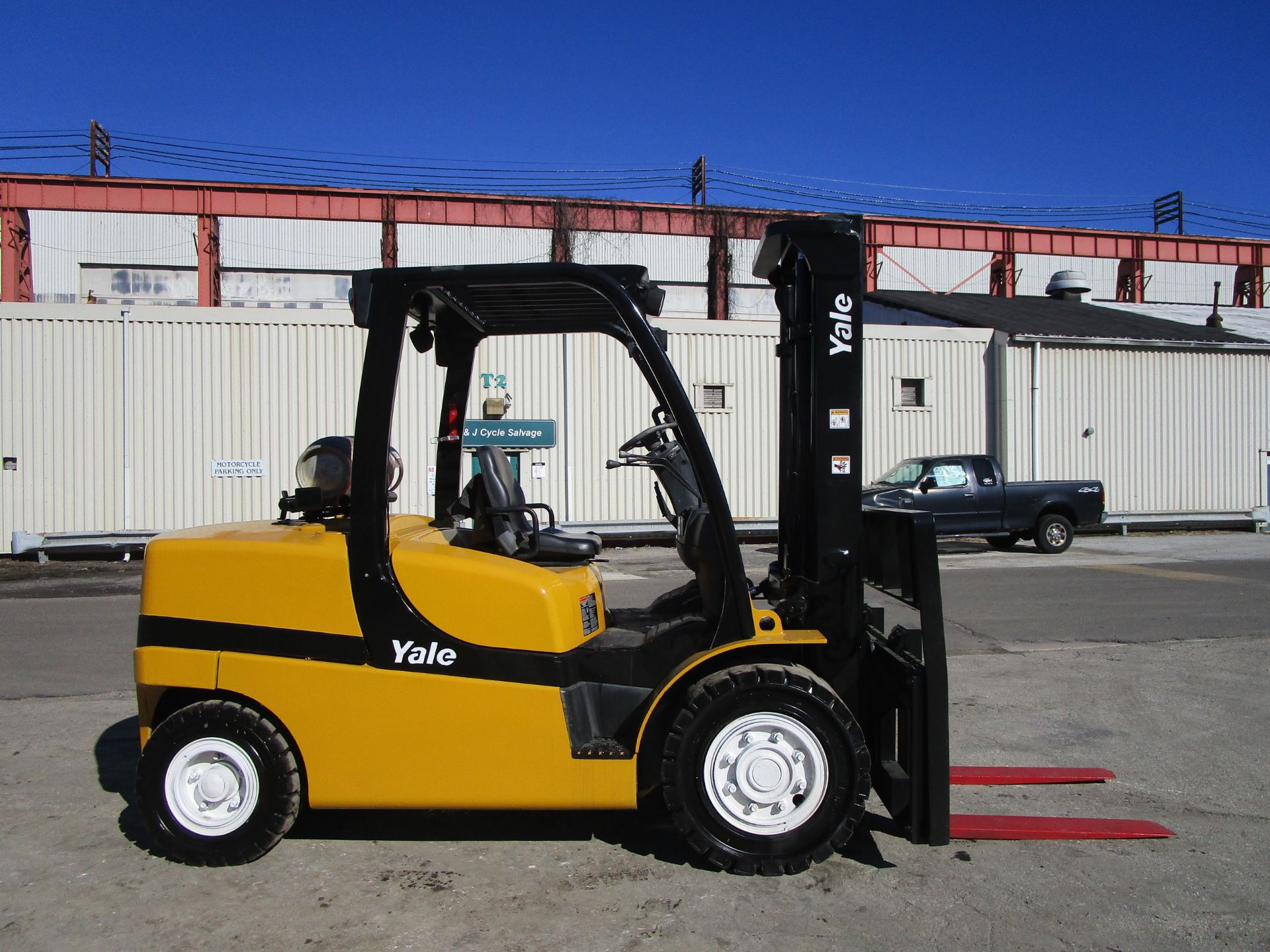 Yale GLP100VX 10,000lb Forklift - Image 6 of 17