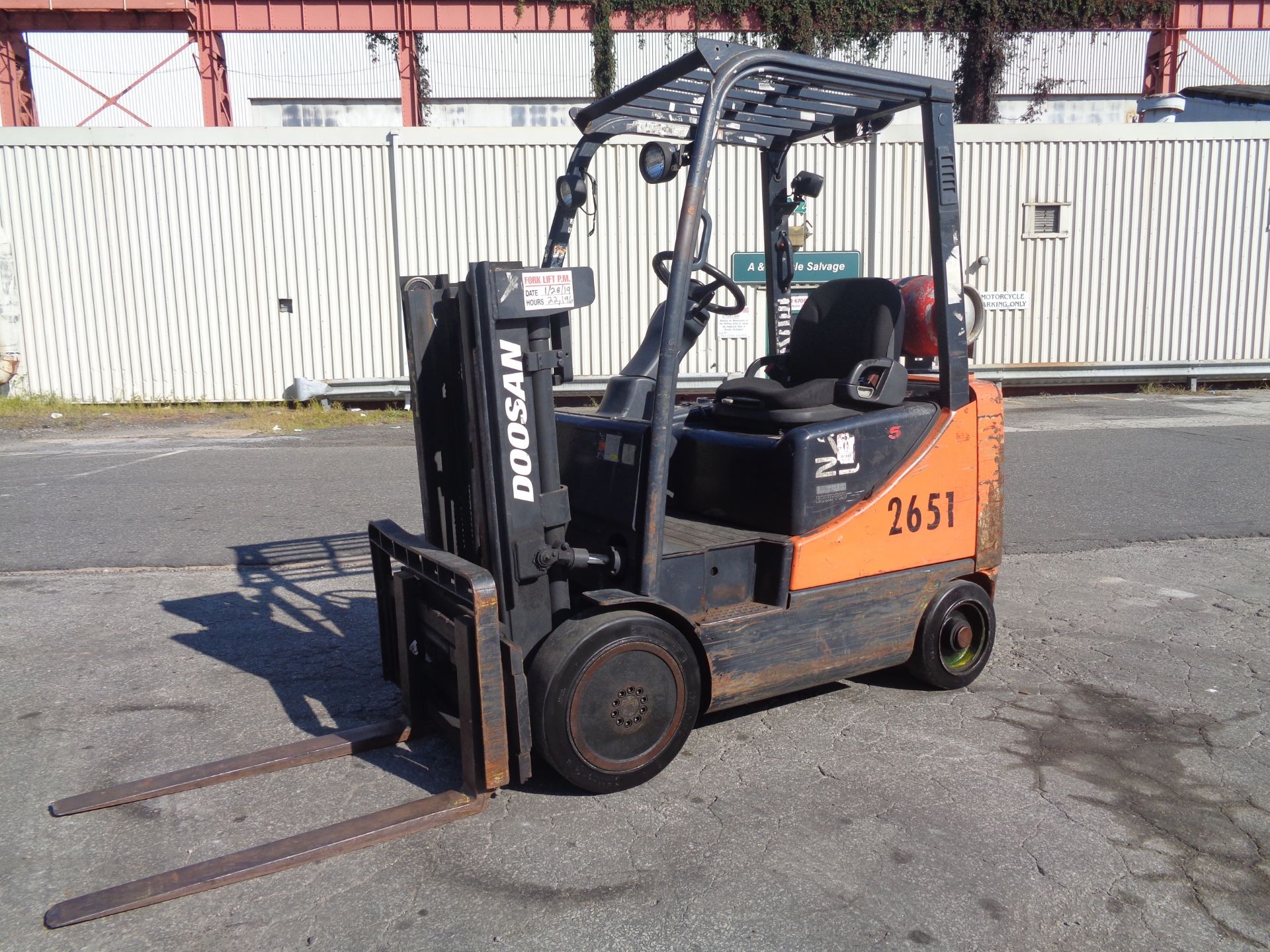 2009 Doosan GC25P-5 3,620lb Forklift - Image 8 of 16